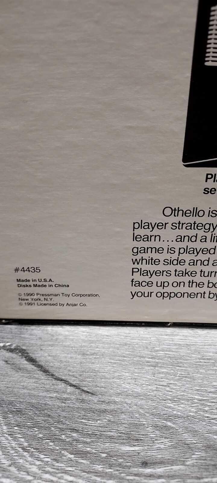 Othello Board Game A Minute to Learn, a Lifetime to Master! by Pressman 1990