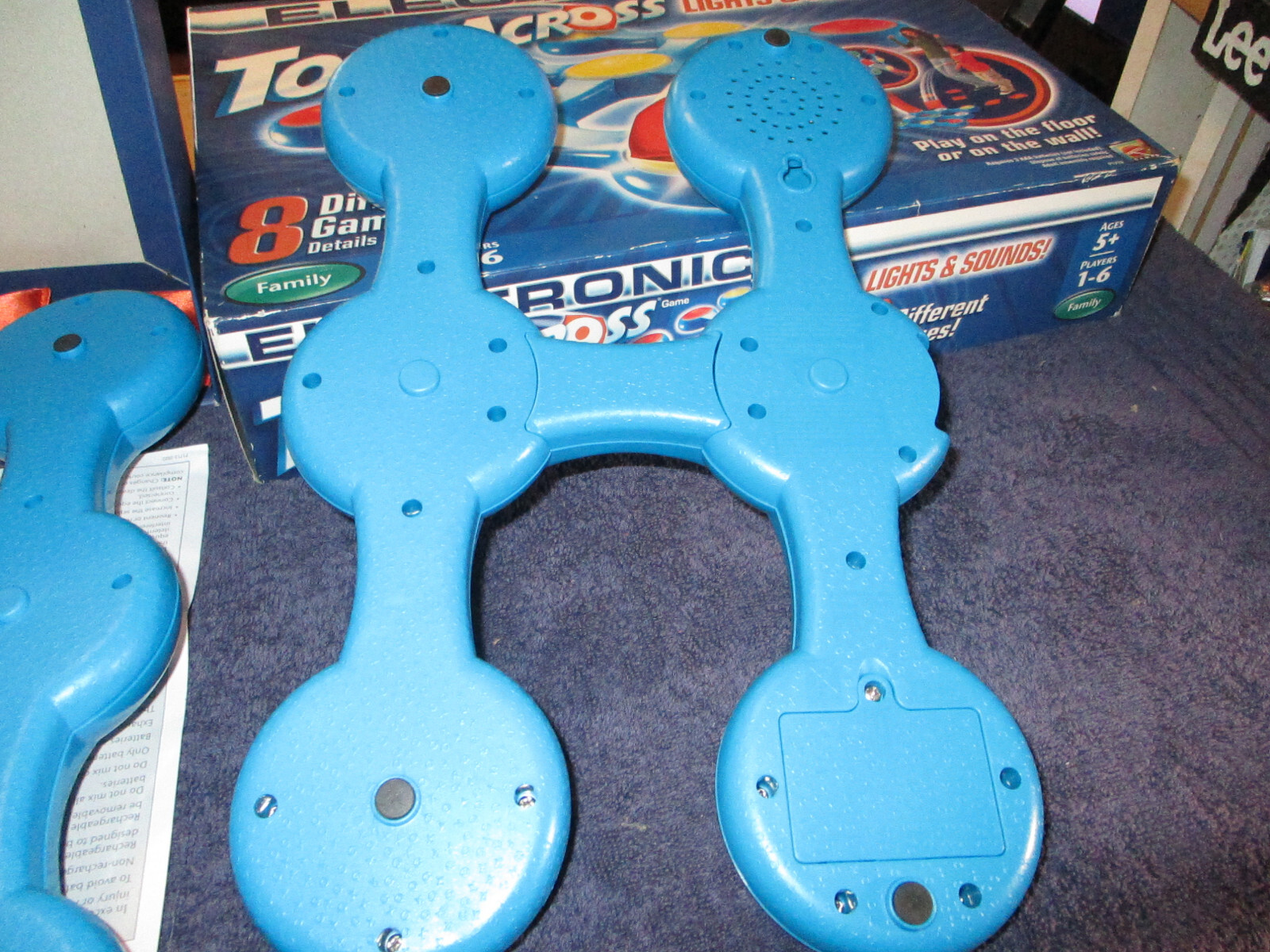 Mattel Electronic Toss Across with Lights & Sounds Family Game 2008 in Orig Box