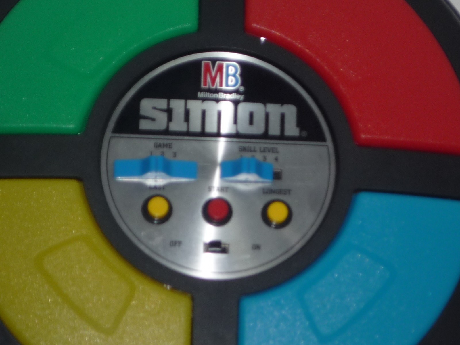 VINTAGE 1978 MILTON BRADLEY MB SIMON ELECTRONIC GAME WORKS 100% CLEAN NICE