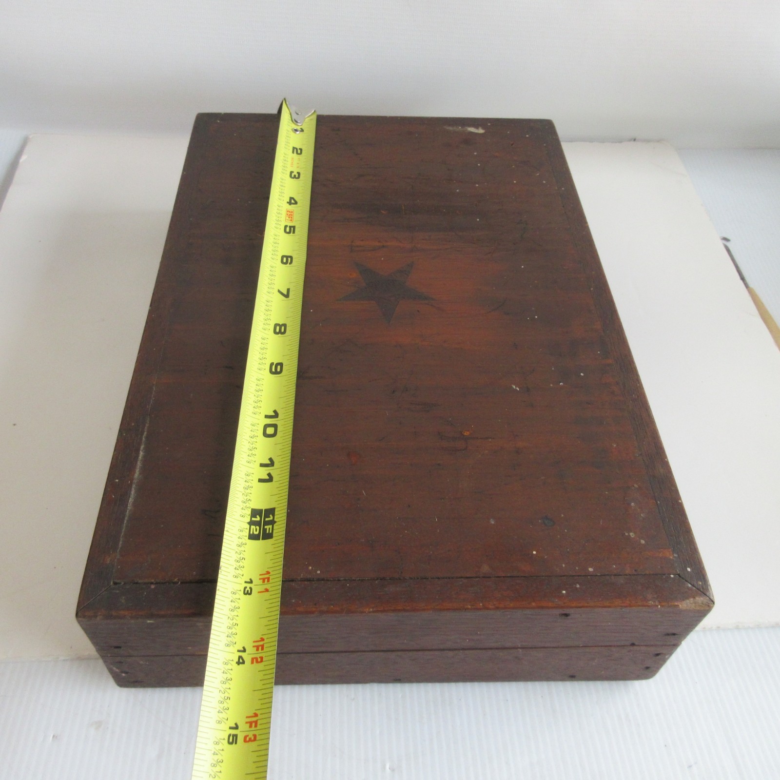 ANTIQUE WOODEN BACKGAMMON SET early wood bone dice?