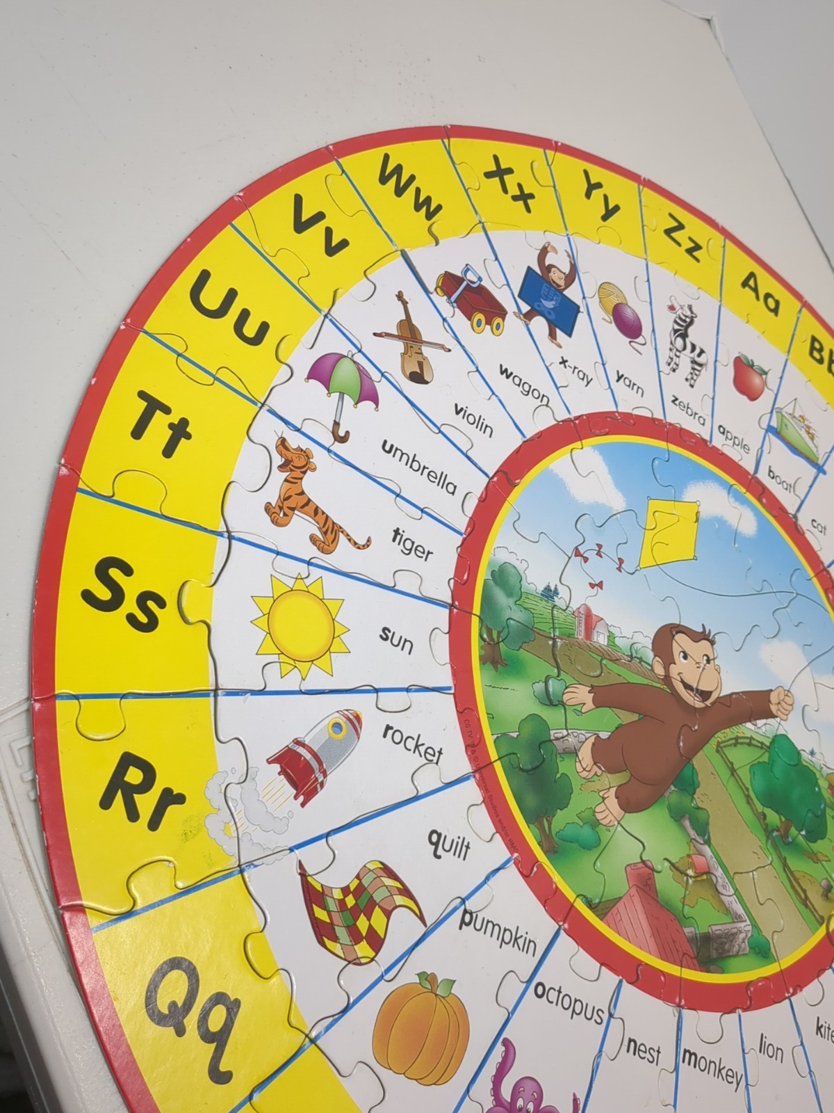 2007 Curious George Self Correcting Puzzle by Universal Complete Pre-owned