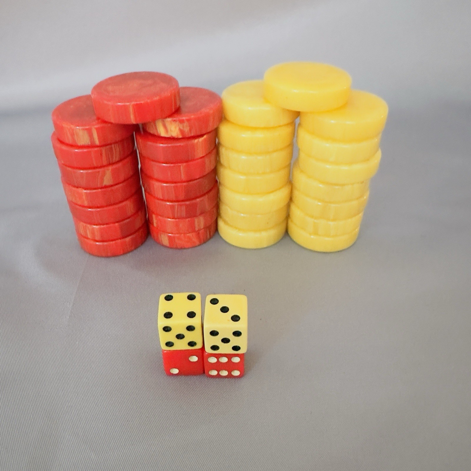 Bakelite Backgammon Checkers Set 30 Pieces Red Yellow Butterscotch Swirl w Dice