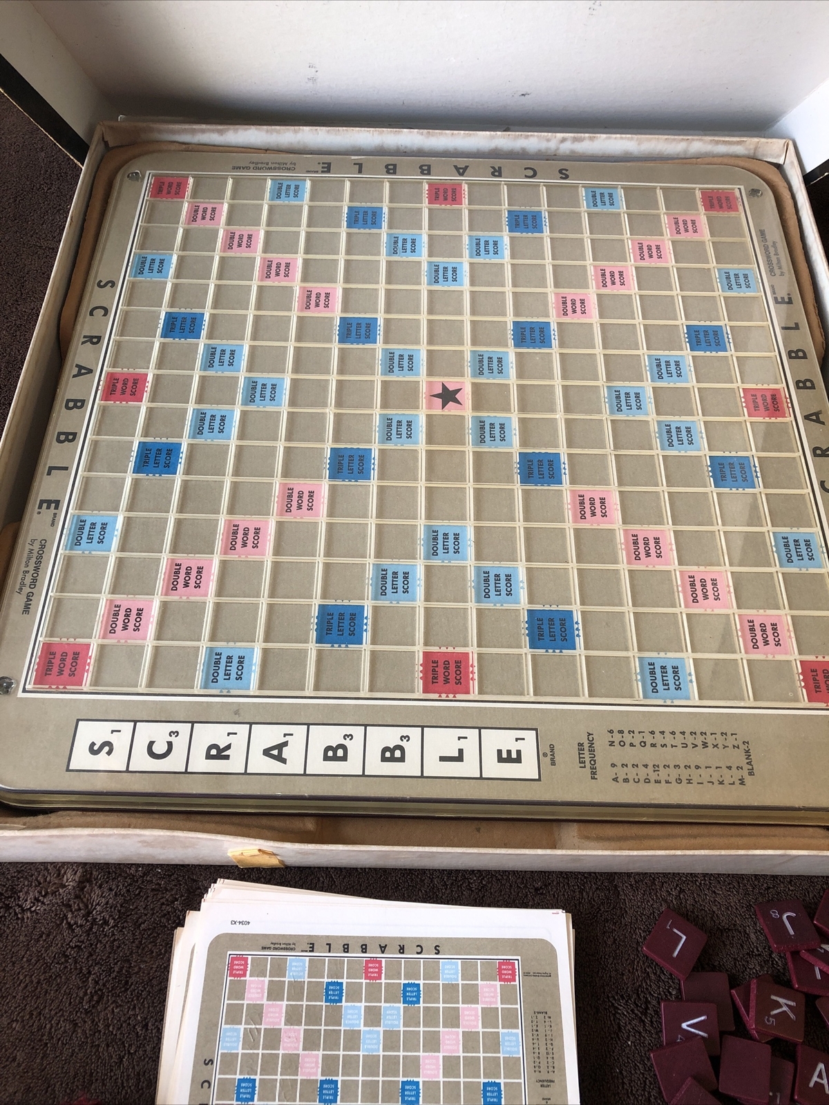 Vintage Scrabble Deluxe 4034 Rotating Turntable Board Game Wooden Tiles