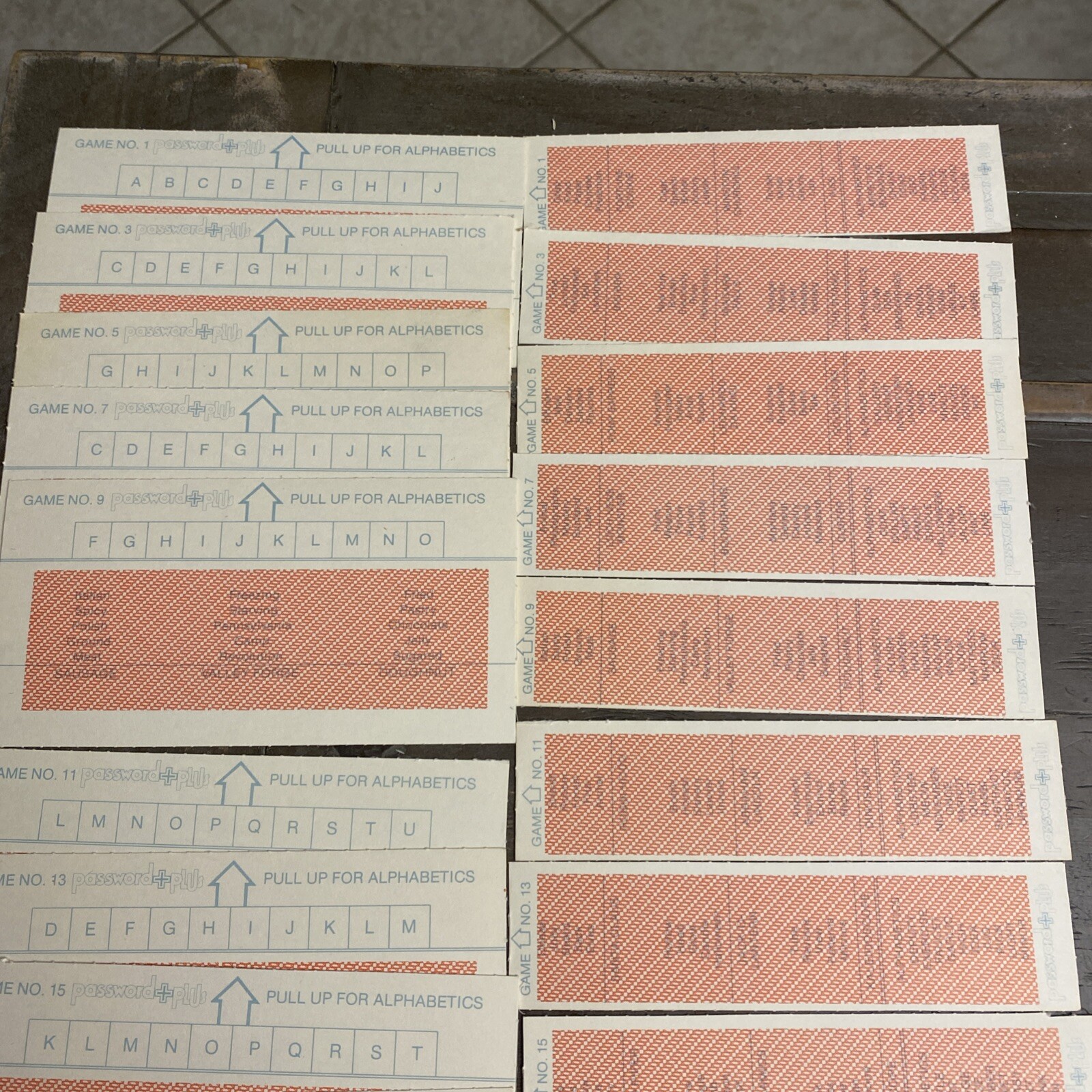 1978 Milton Bradley Password Plus Board Game First Edition Complete