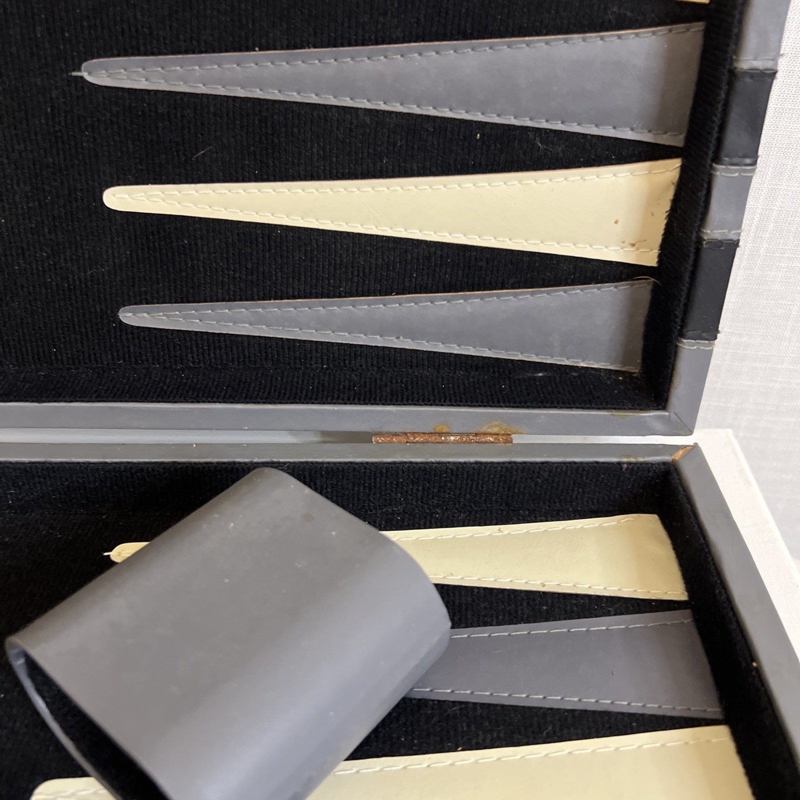 Vintage Backgammon Complete Set Gray Cream Points Black Felt Gray Faux Leather