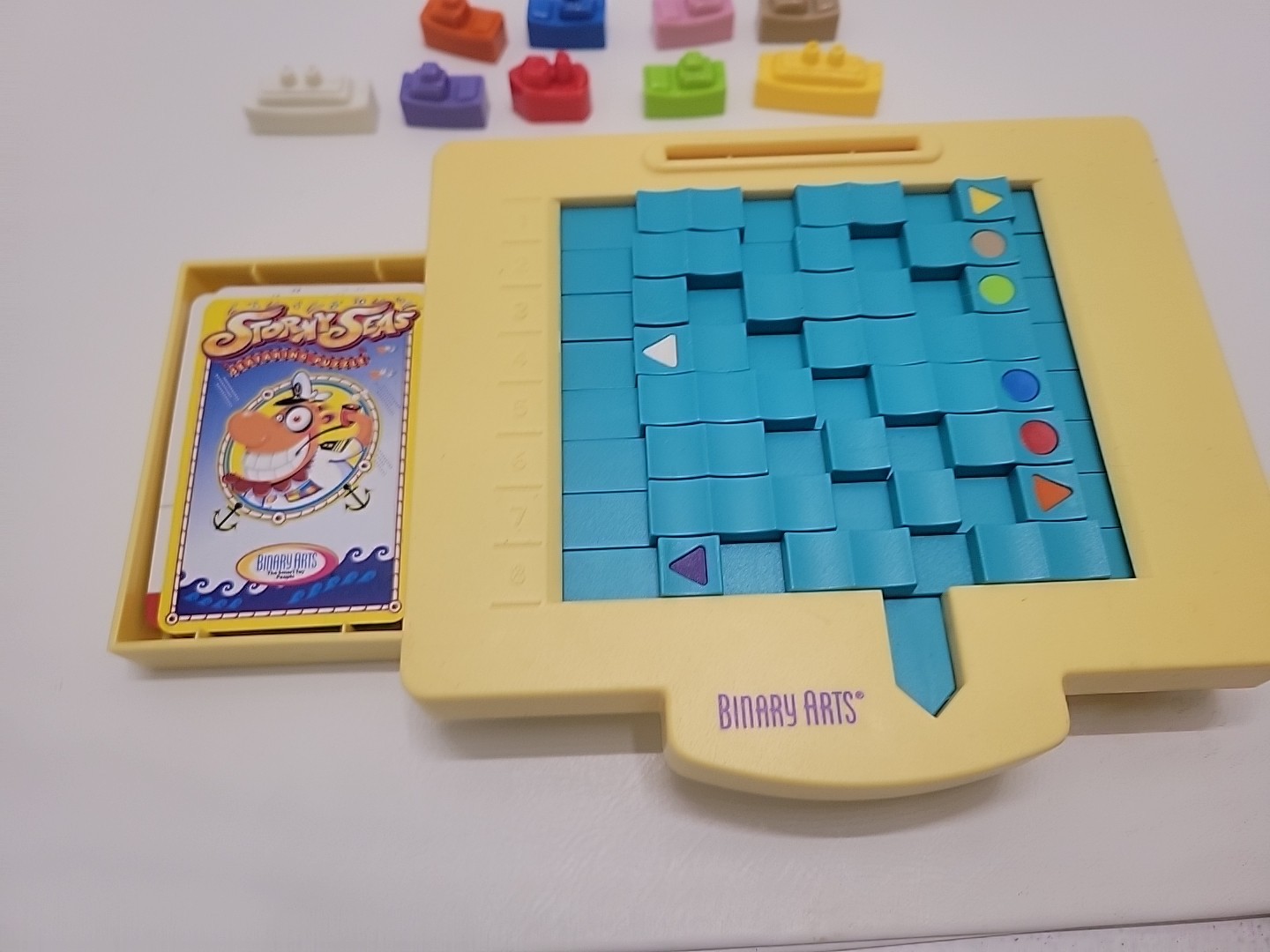 1998 Binary Arts Rush Hour Puzzle Game Stormy Seas 9 Boats With Cards