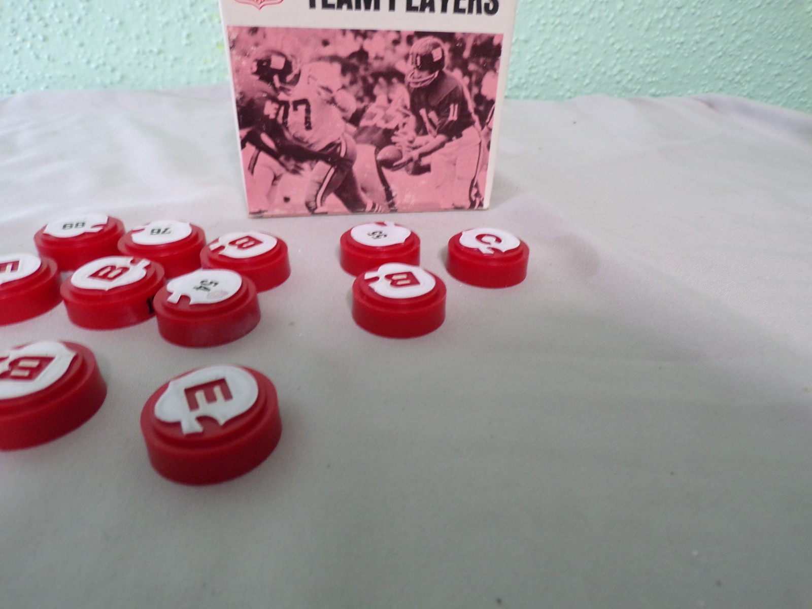 Vintage 1967 Ideal NFL All Pro Football Board Game home Team Player Pieces