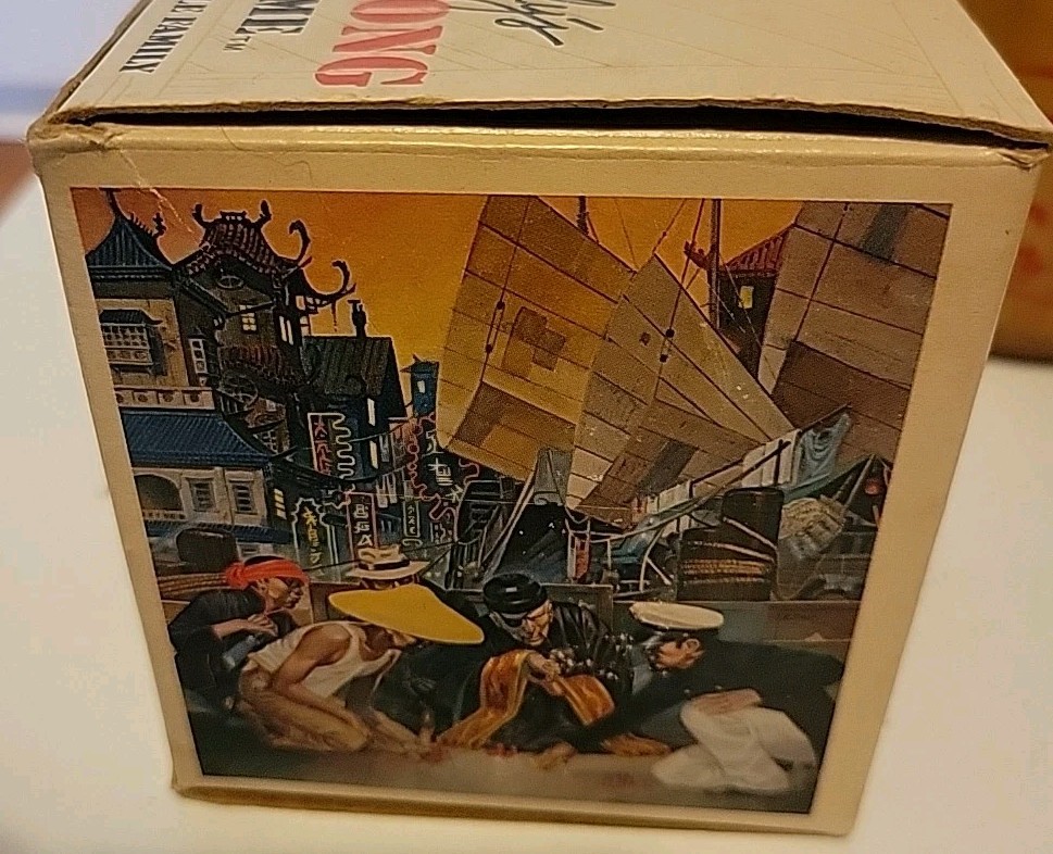 VTG Fast Freddys Hong Kong Dice Game Shaker Cup Jax LTD 1983 Family Game