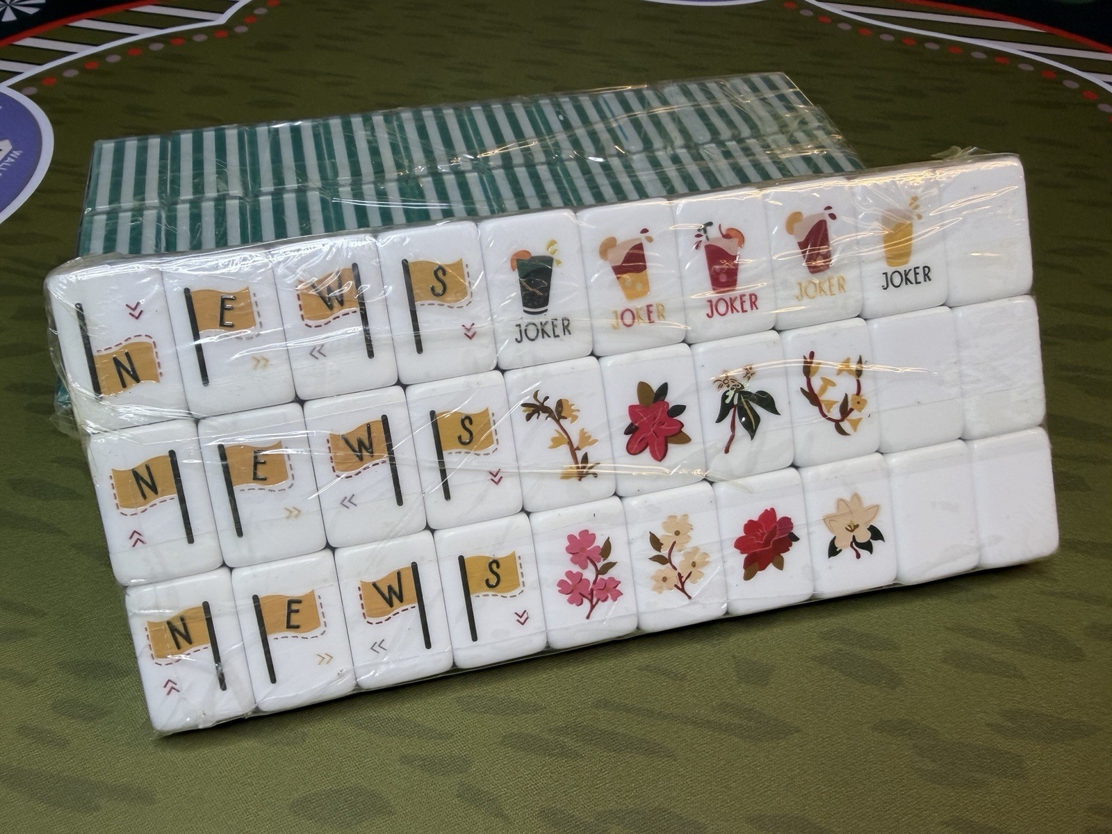 Luxury American Mahjong Set | Green Stripe Tiles + Golf Playing Mat | New