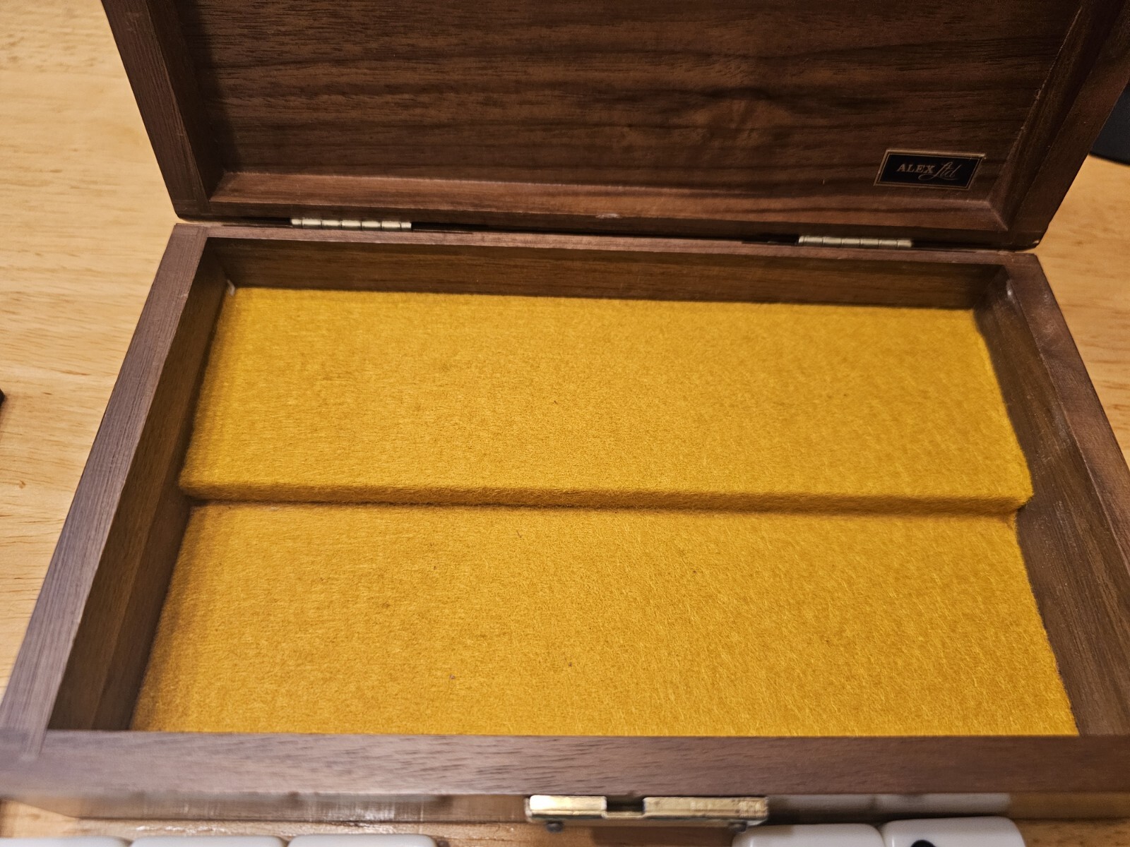 Alex Cramer ‘Cabin Club’ Classic Domino Set with Black Walnut Case – RARE