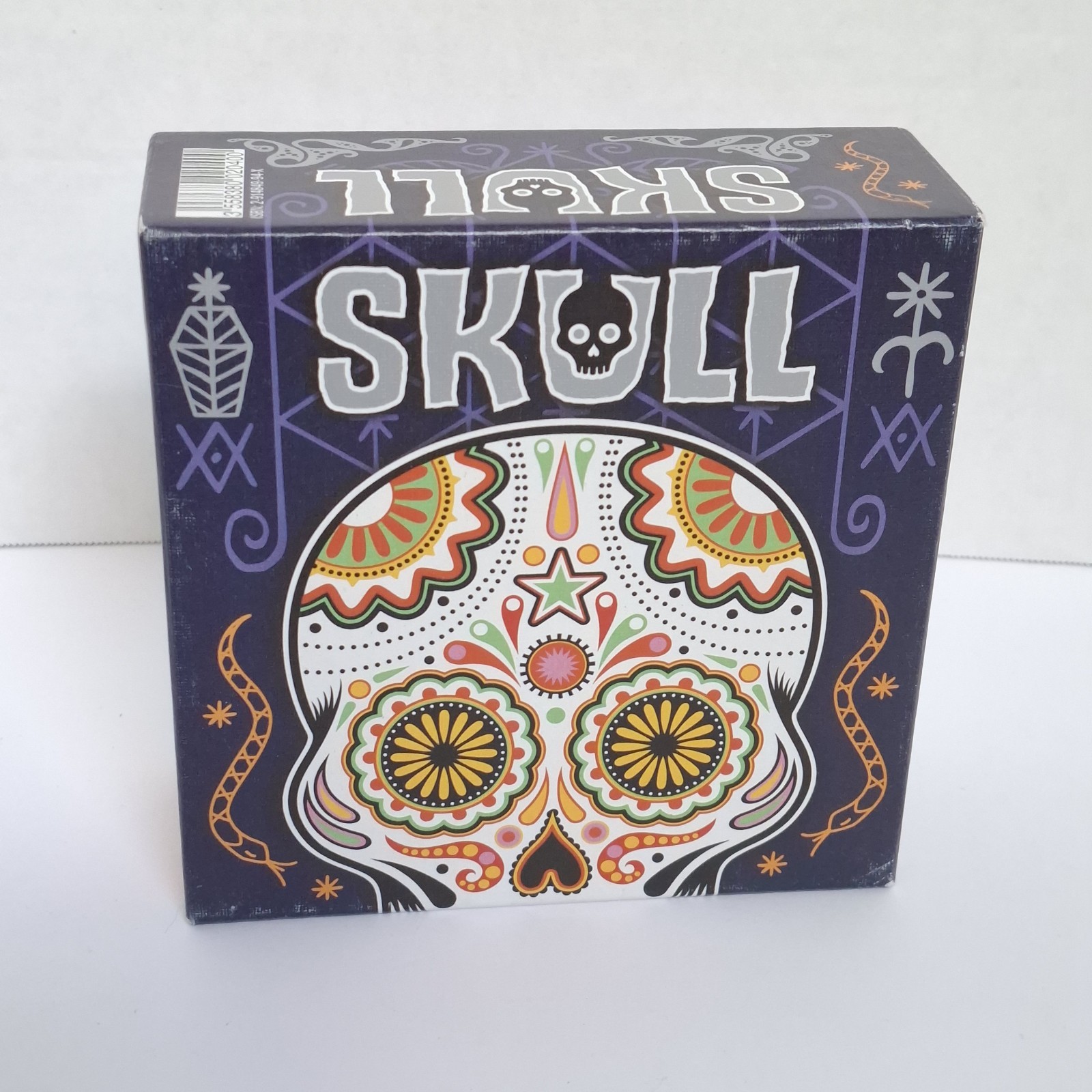 Skull Card Strategy Game Complete 3-6 Players 14+ Party Game Family
