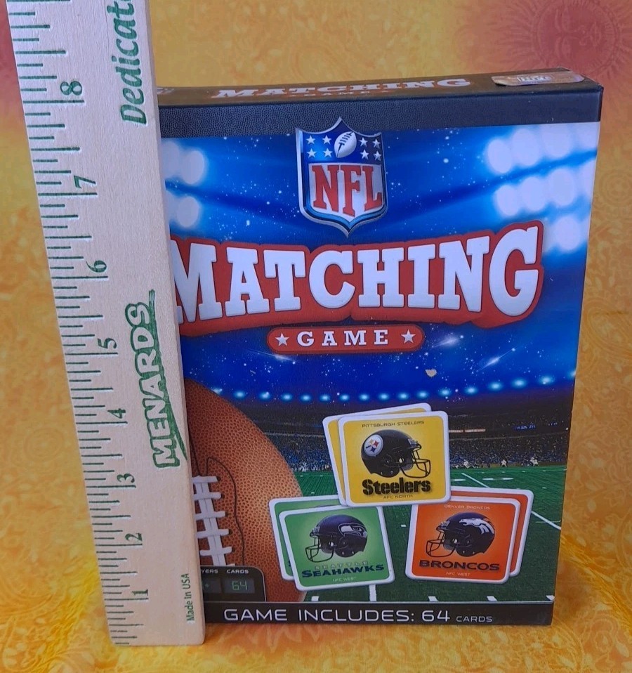 NFL Matching Game – All 32 Teams – 64 Card Memory Game – New Ages 3+