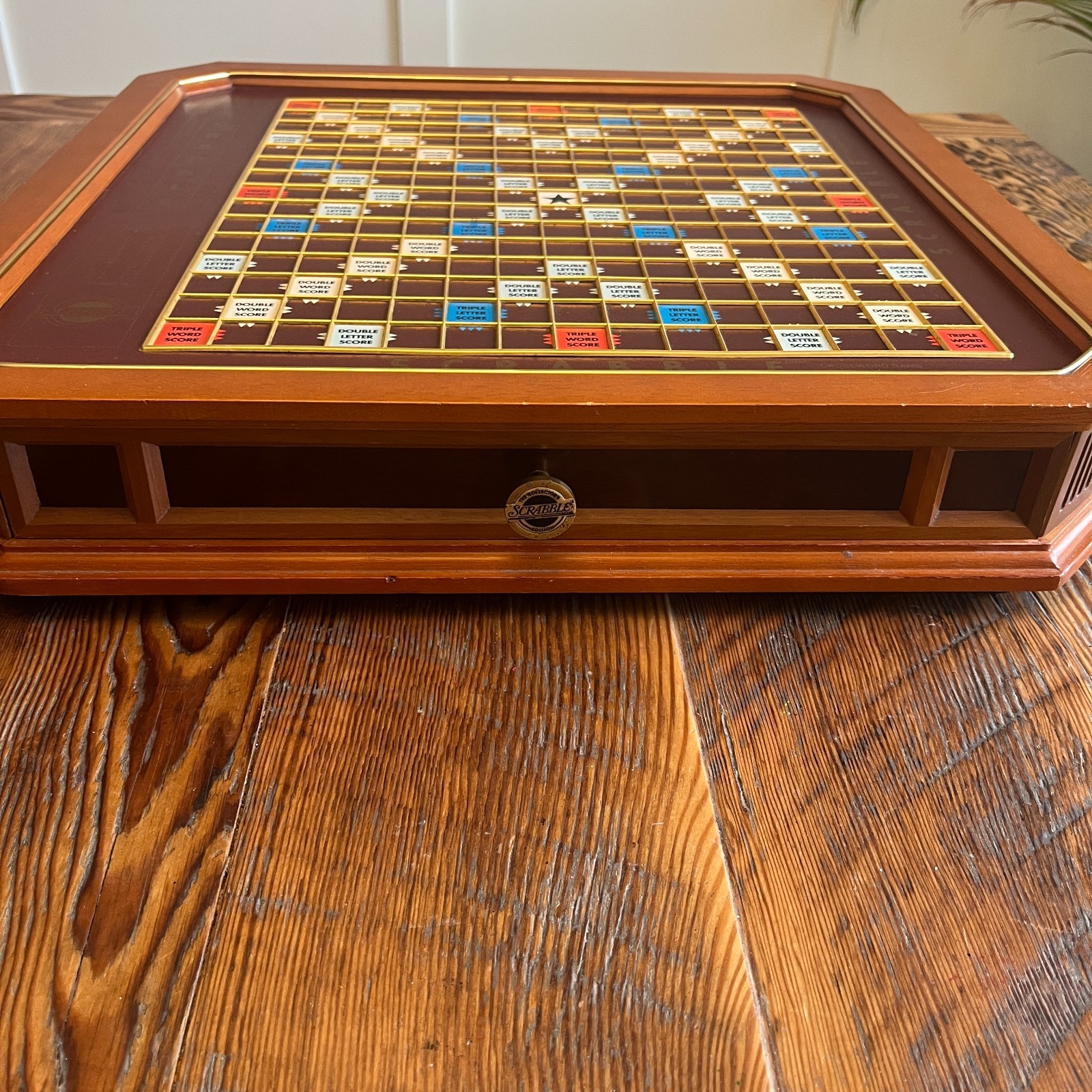 Scrabble Franklin Mint 1990 Collector’s Edition 24K Gold Plated Tiles Wood EUC