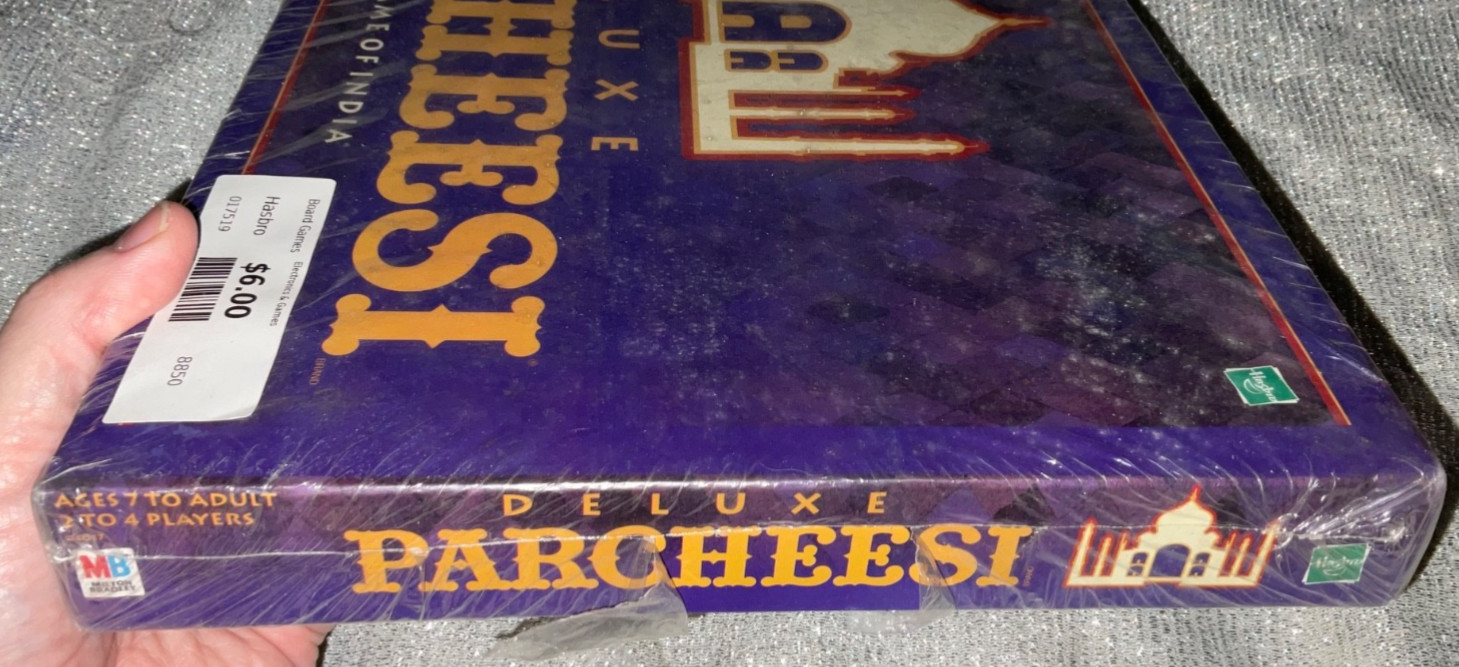 Deluxe PARCHEESI by Milton Bradley 1999 Edition Royal India Game Vintage NEW MB