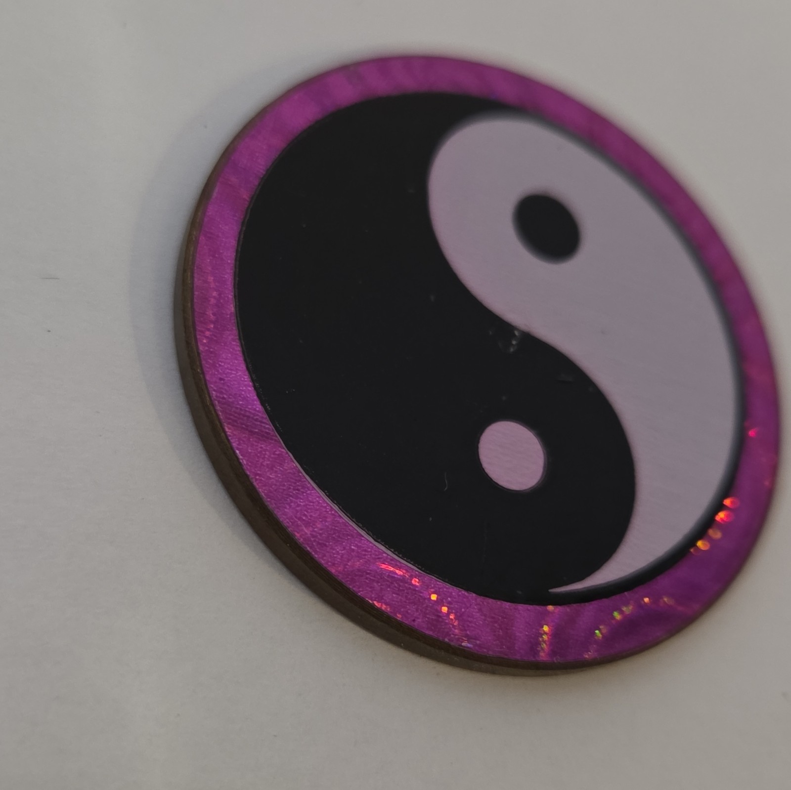 Metal Pogs Slammer Yin Yang Holographic Black & White w/ Purple Border