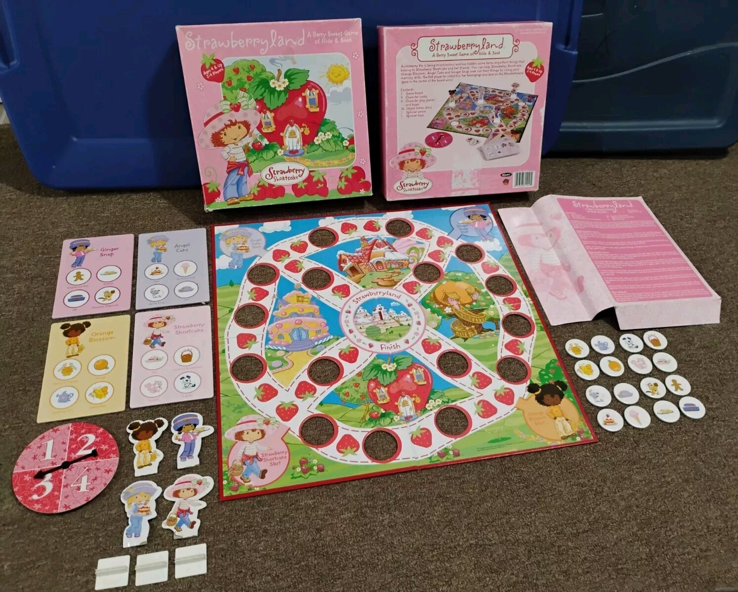 Vntg 2003 Strawberry Shortcake Strawberryland Berry Sweet Board Game Hide & Seek