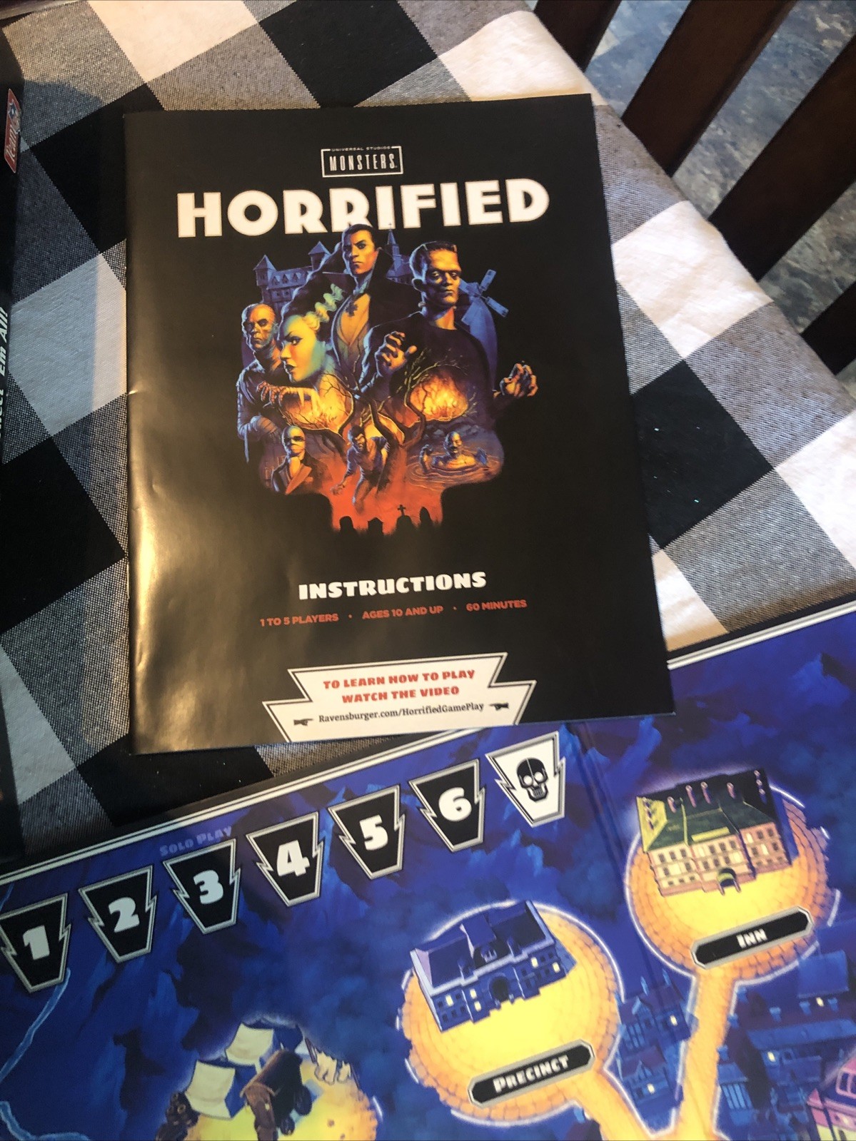 Horrified: Universal Studios Monsters • Strategy Board Game • Complete • Mint
