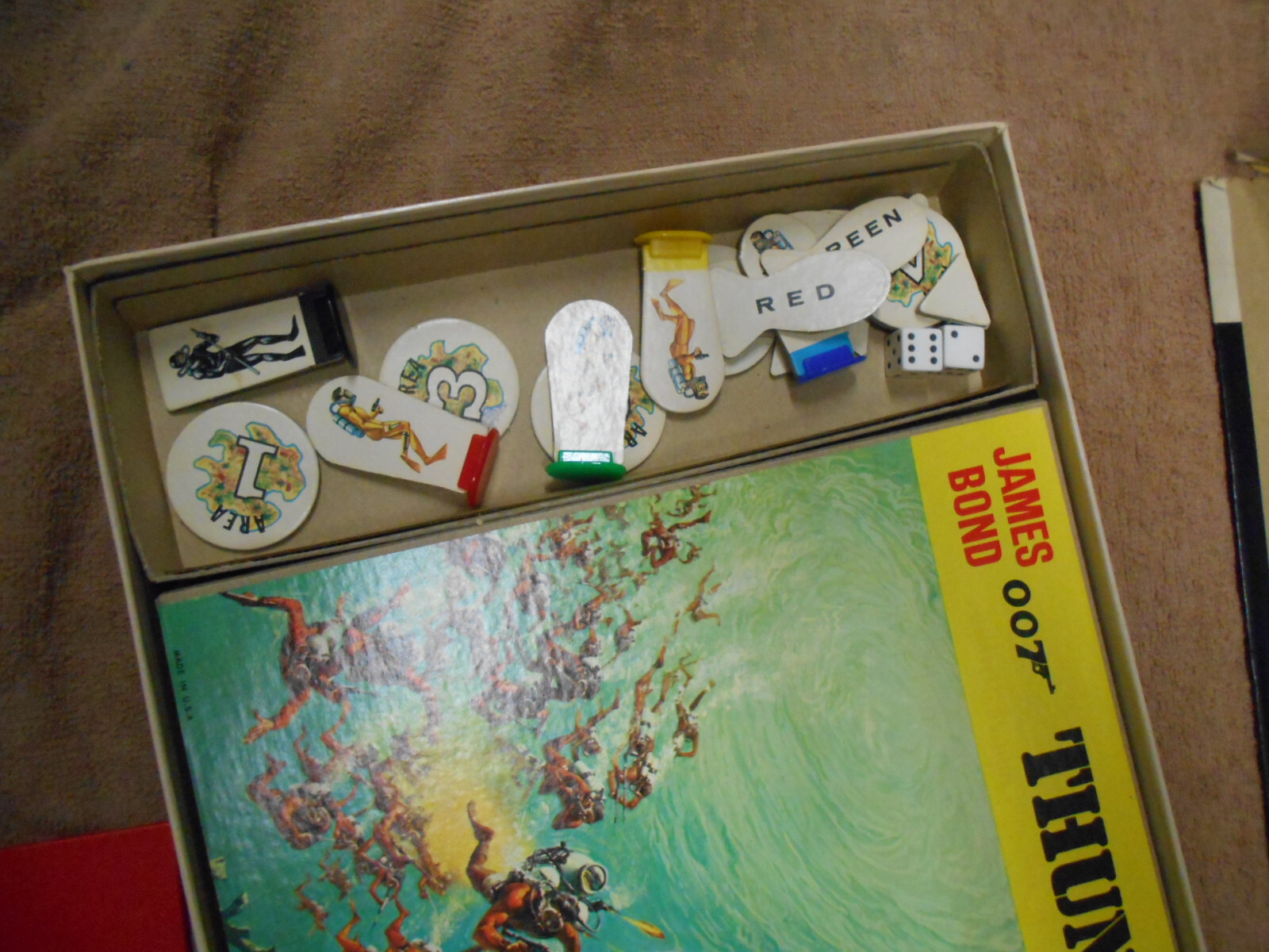 Vintage Milton Bradley No.4547 Sean Connery James Bond 007 “Thunderball” Game