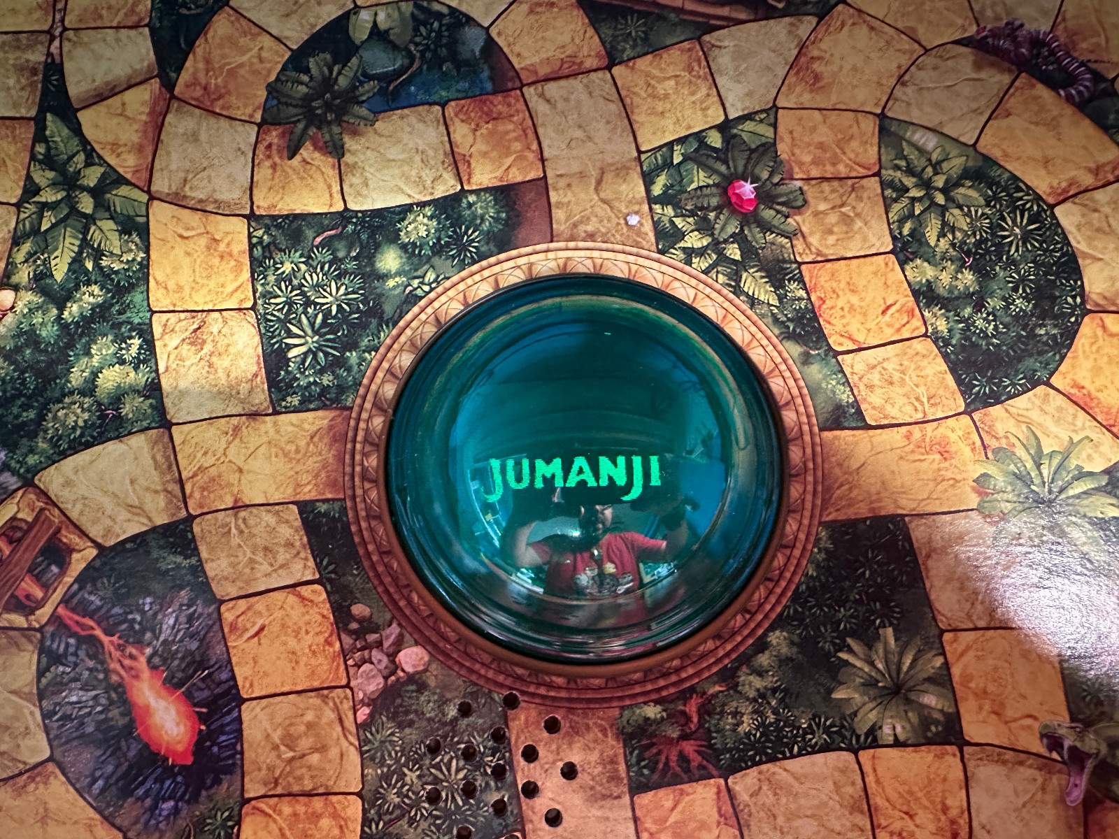 MINT 2019 Jumanji Electronic Deluxe Board Game – Spin Master – NEVER PLAYED -NEW