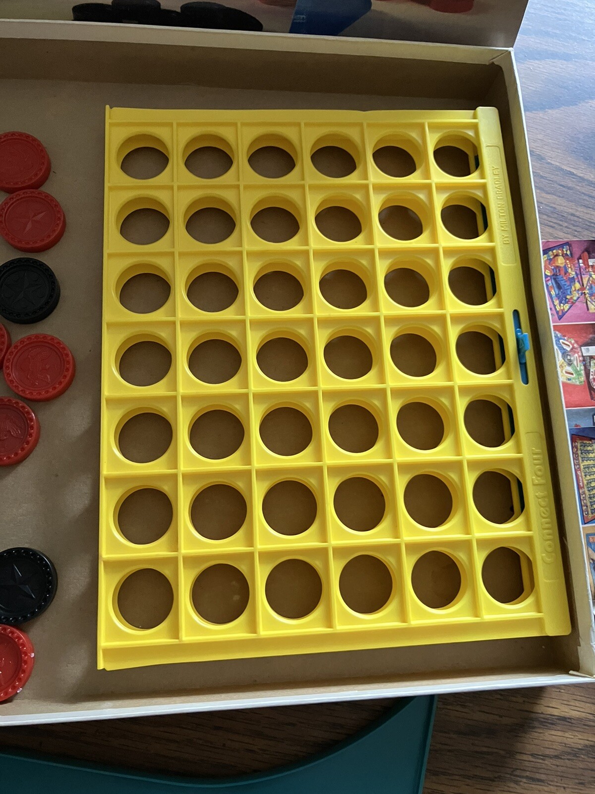 Milton Bradley Connect Four Game Original Box # 4430 1979 INCOMPLETE