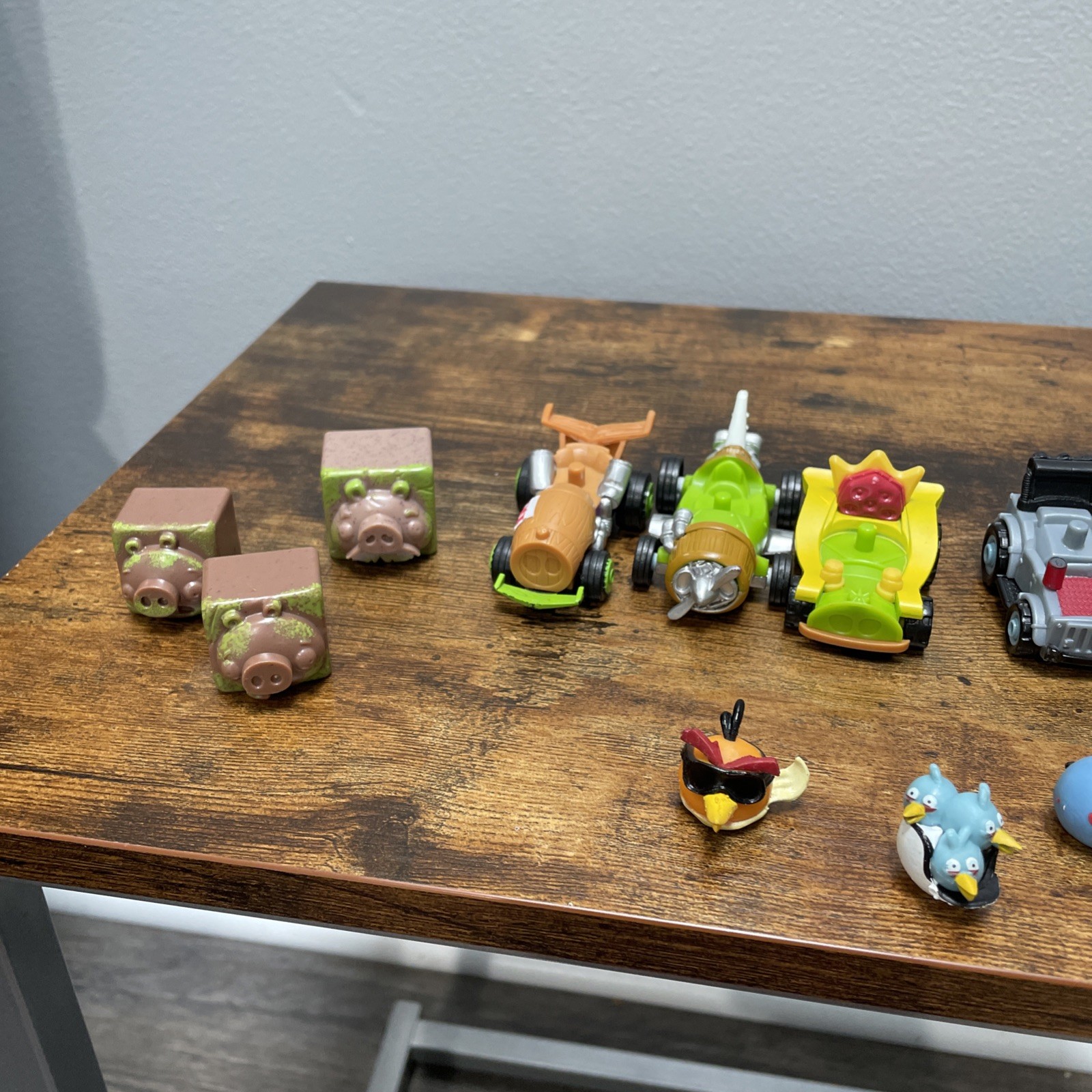 Angry Birds Go Jenga Game Terence Bubbles Chuck Kart Racer Lot Removable Heads