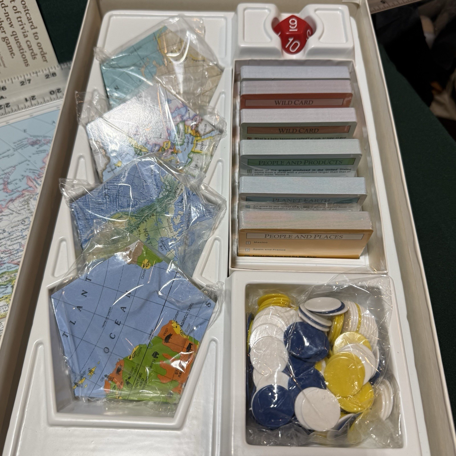 VTG 1987 National Geographic Global Pursuit Game Sealed Contents