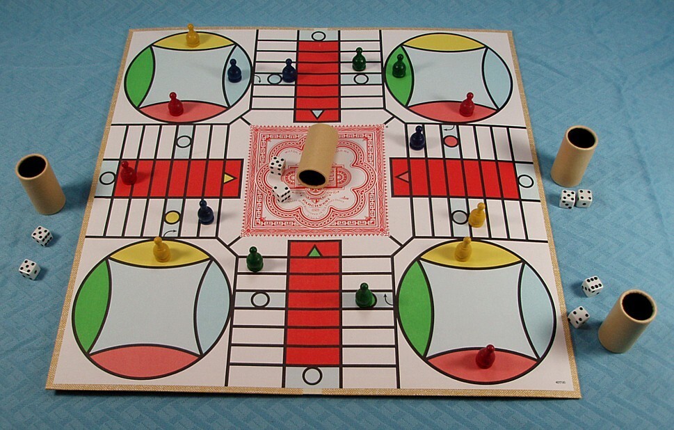 Parcheesi Game, Deluxe Edition, Milton Bradley, 1989