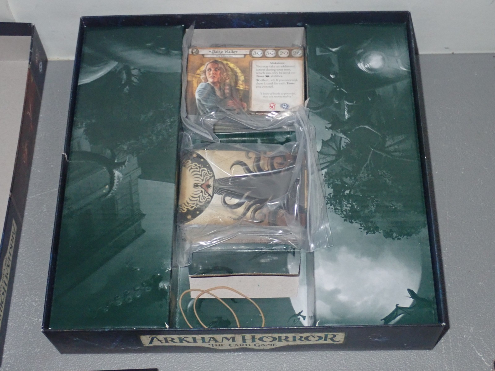 Arkham Horror The Card Game + Elder Sign Arkham Files