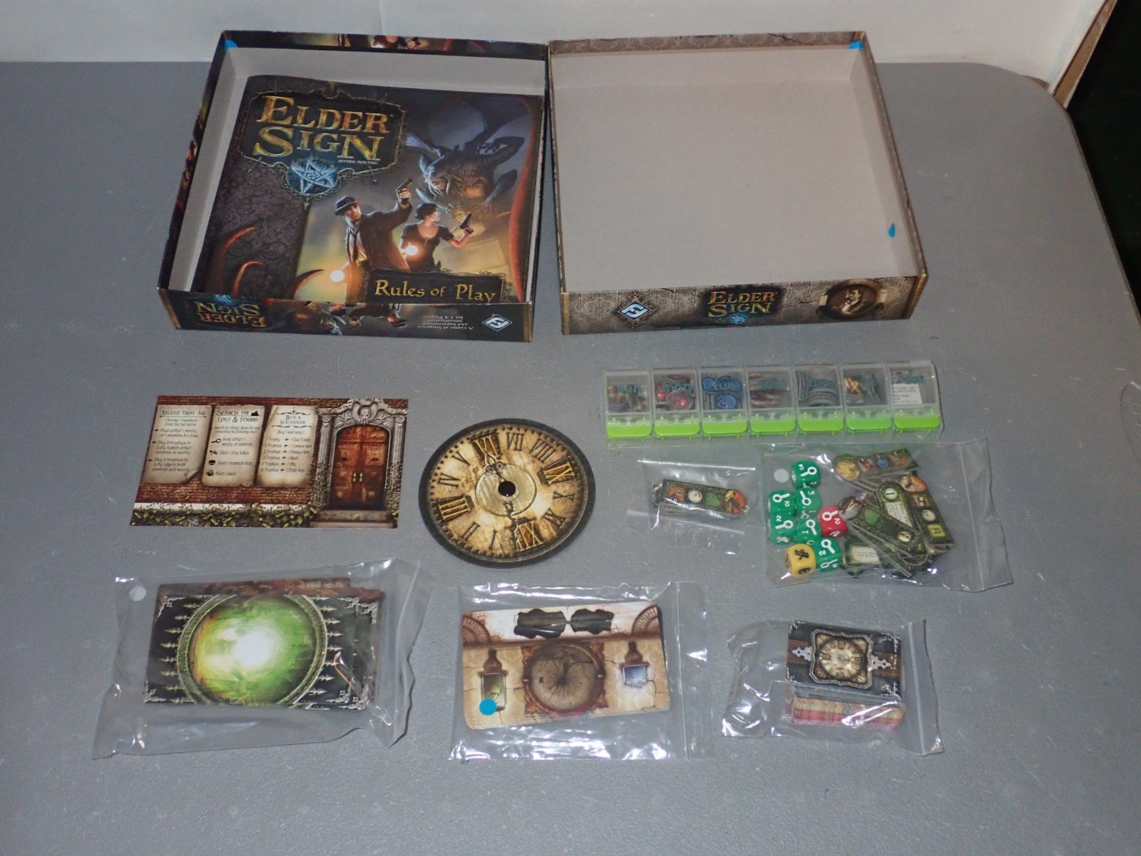 Arkham Horror The Card Game + Elder Sign Arkham Files