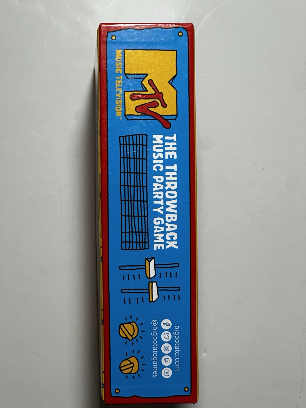 MTV Music Television The Throwback Music Party Game Kids Quiz Board Game NWT