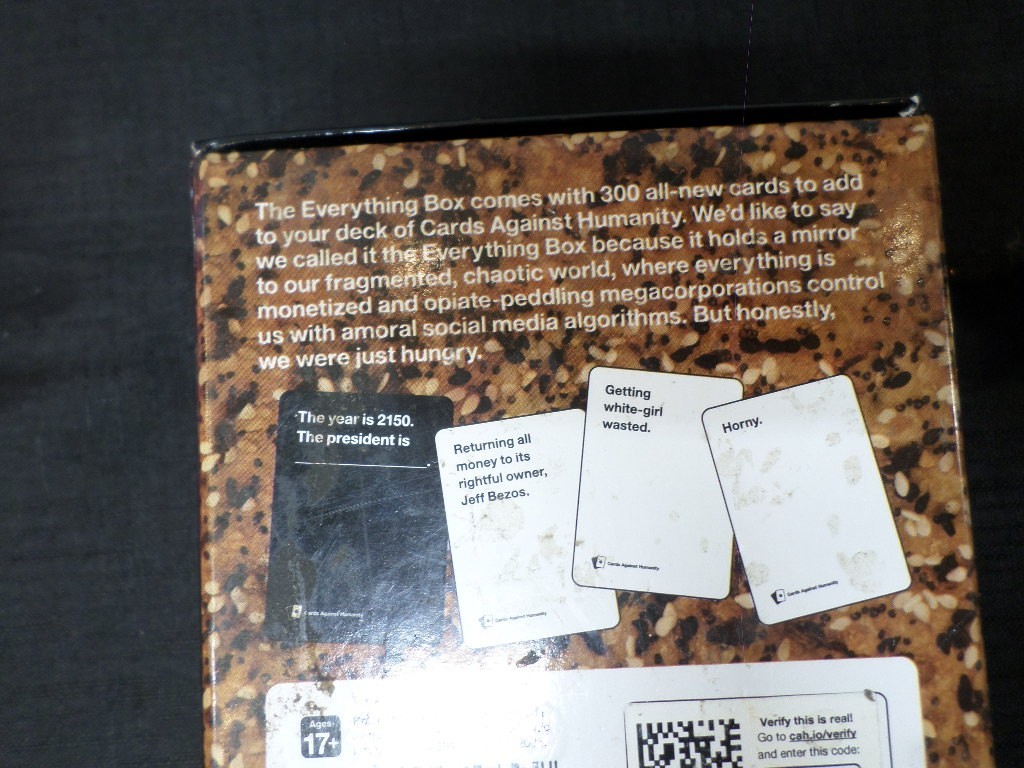 EUC CARDS AGAINST HUMANITY EVERYTHING BOX AGES 17+ GAME