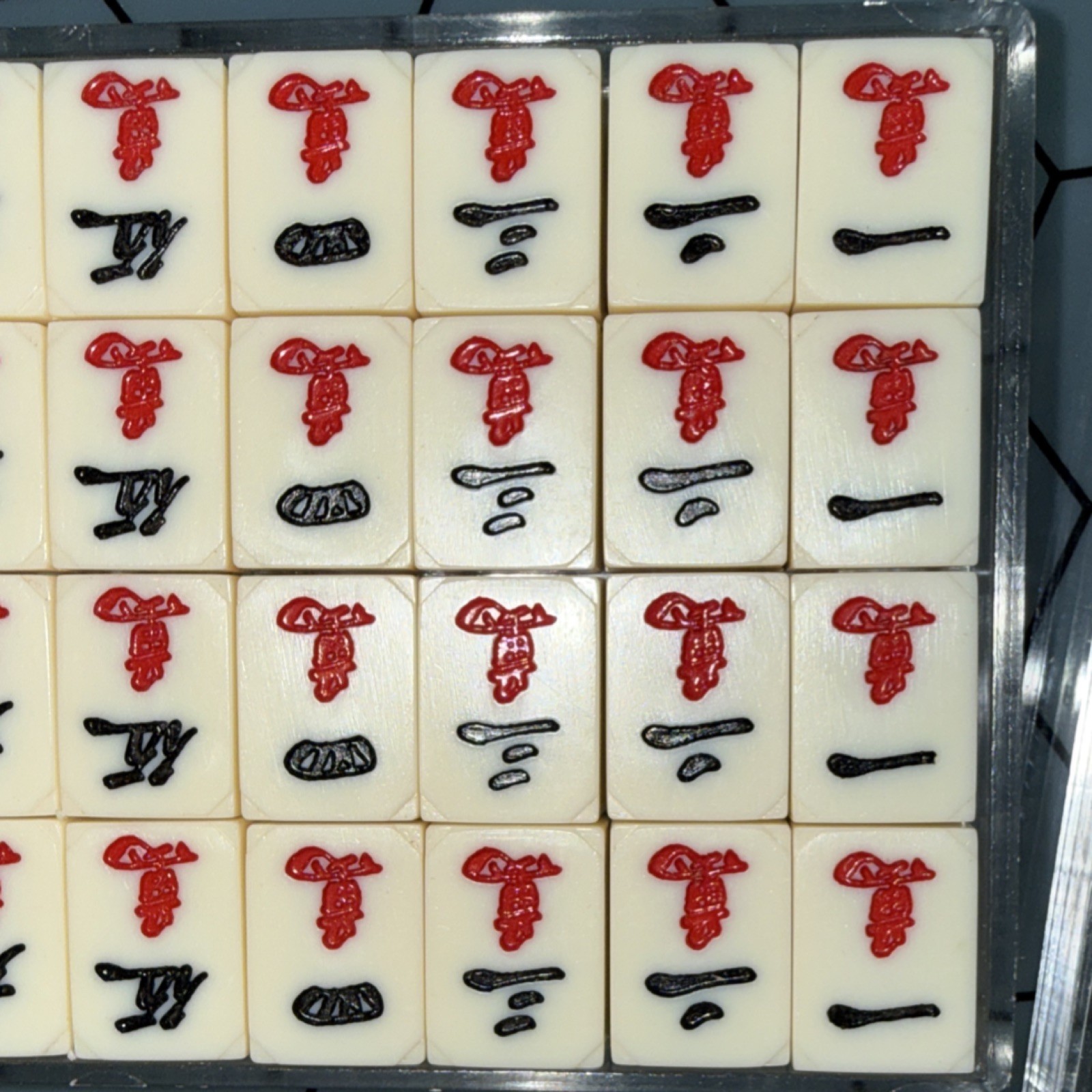 Vintage Mah Jong Chinese Sic Bo Gambling Tile Set 1960 w Banker Chart & Counters