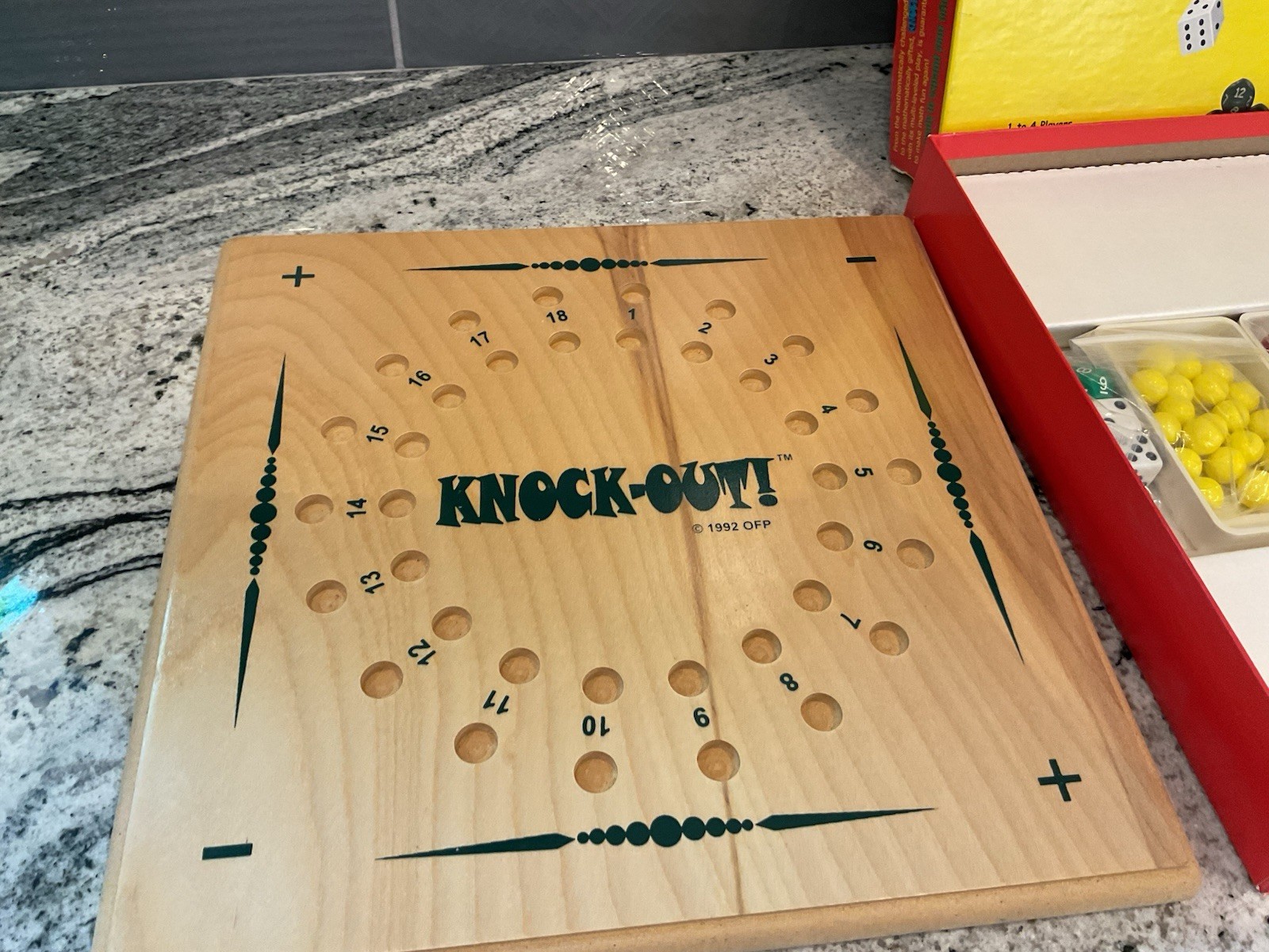 Muggins Knock-Out Reversible Wooden Board Game Math Homeschool Mensa 1990