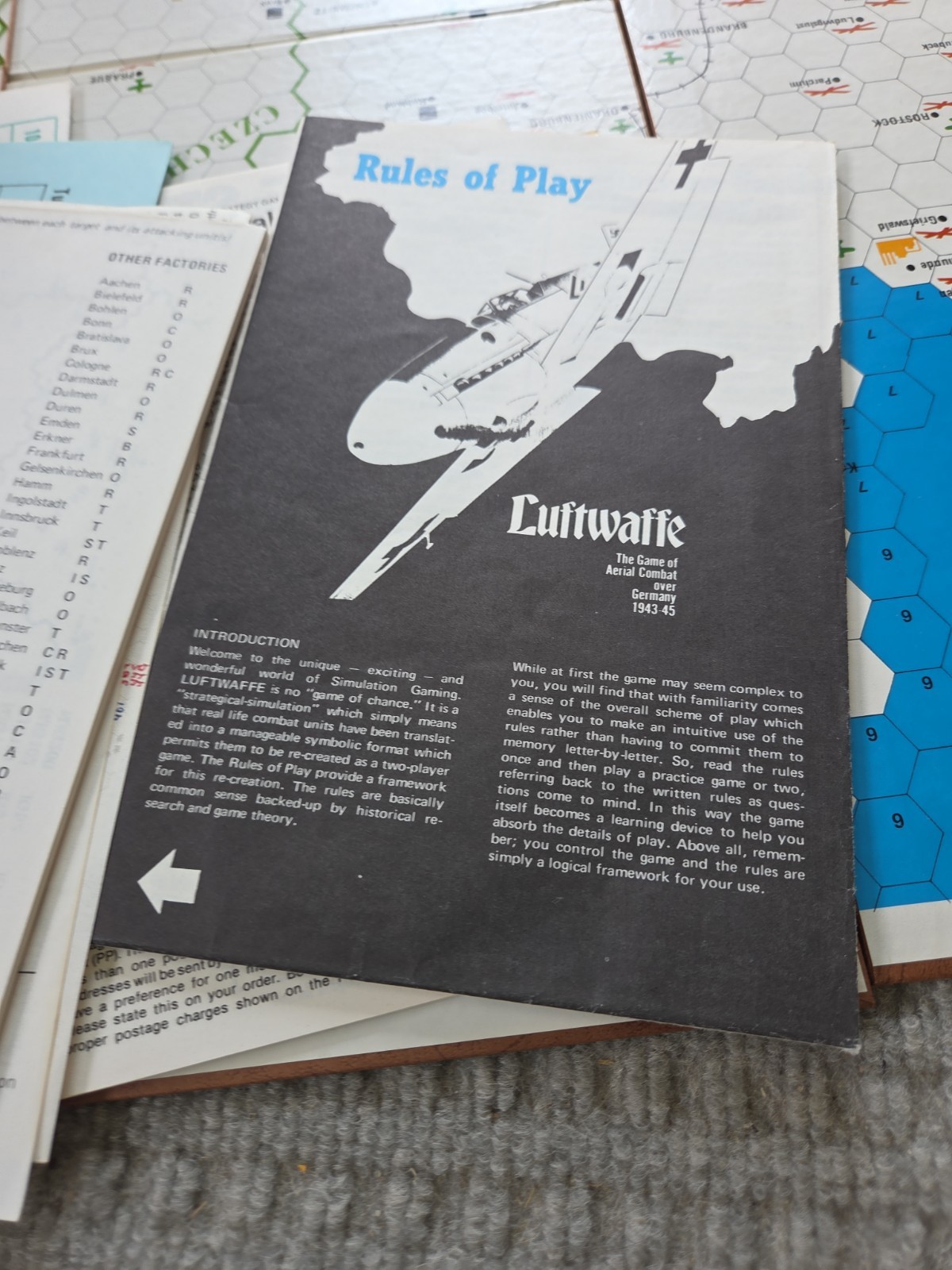 Luftwaffe The Game of Aerial Combat Over Germany 1943-45 Bookcase Game 1971