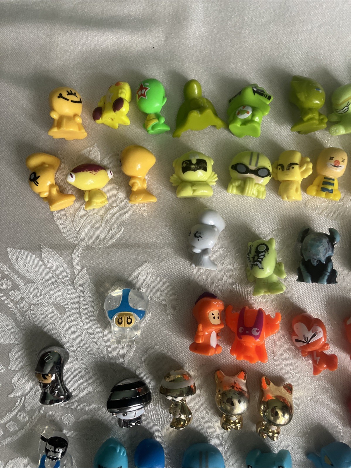 Gogo’s Crazy Bones Lot of 70 Figurine Toys Miniatures