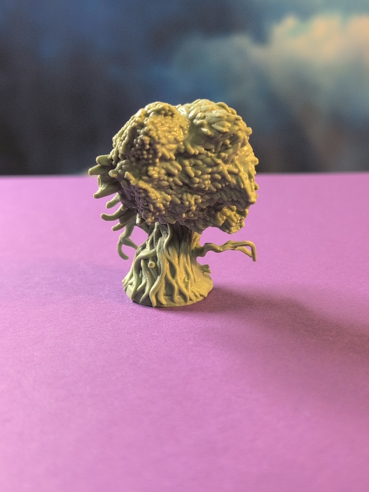 Folklore the Affliction – Dark Oak Miniature Figure