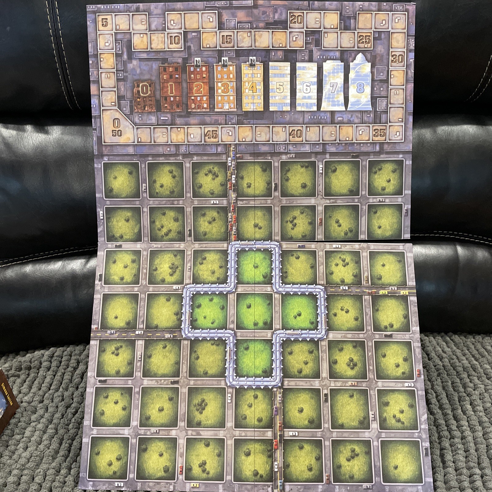 Mayfair Boardgame Urbania 2012 MINT