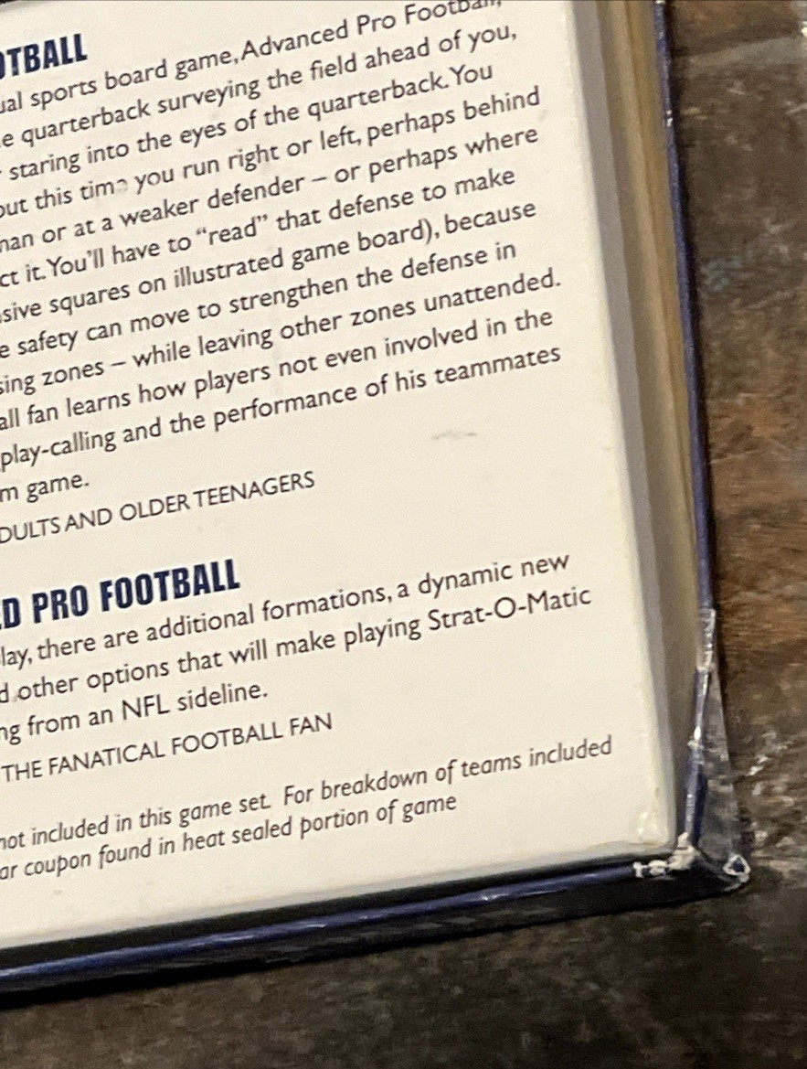 2011 Strat-O-Matic Pro Football Board Game Starter Selector – Includes all Teams