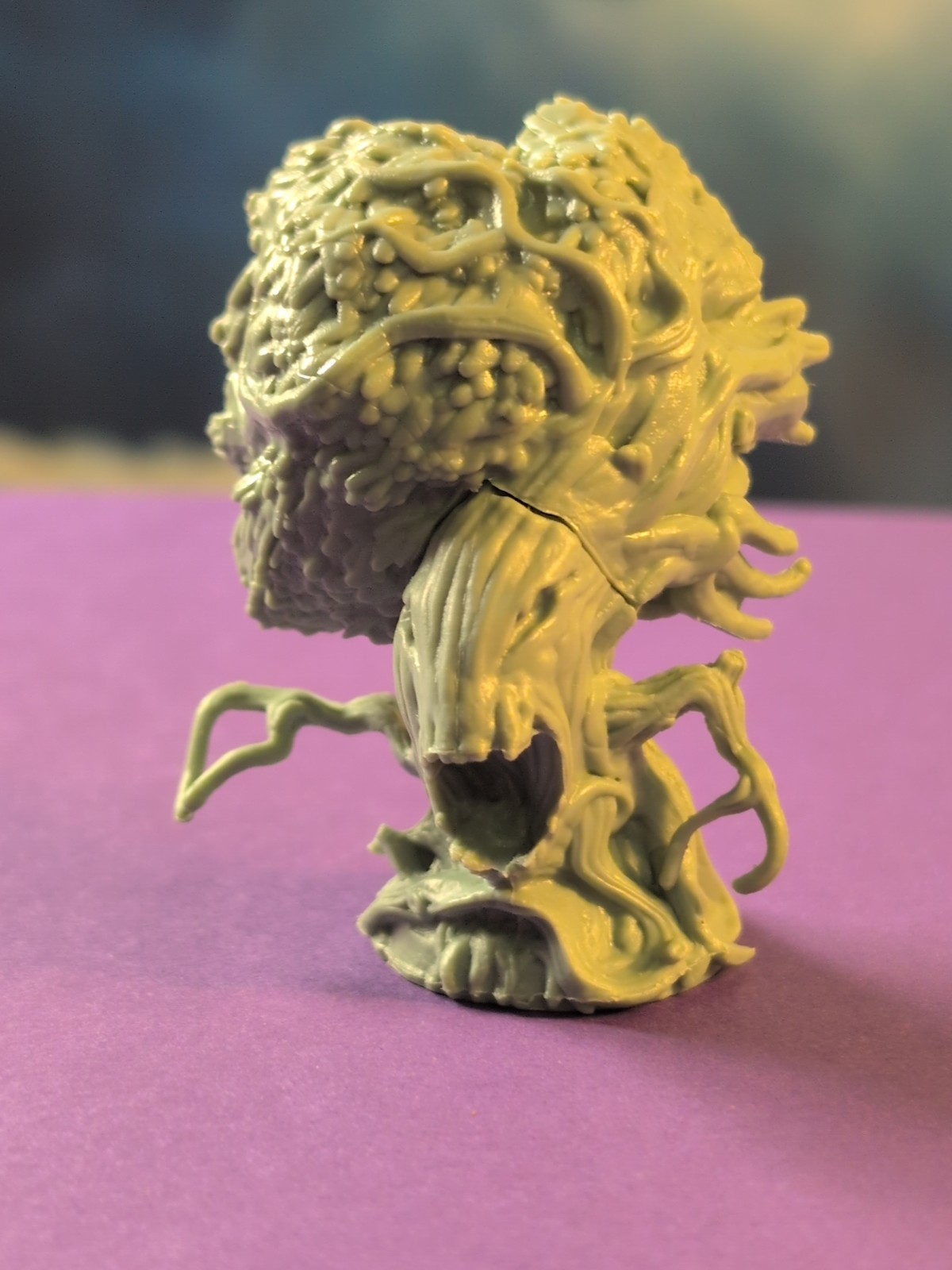 Folklore the Affliction – Dark Oak Miniature Figure