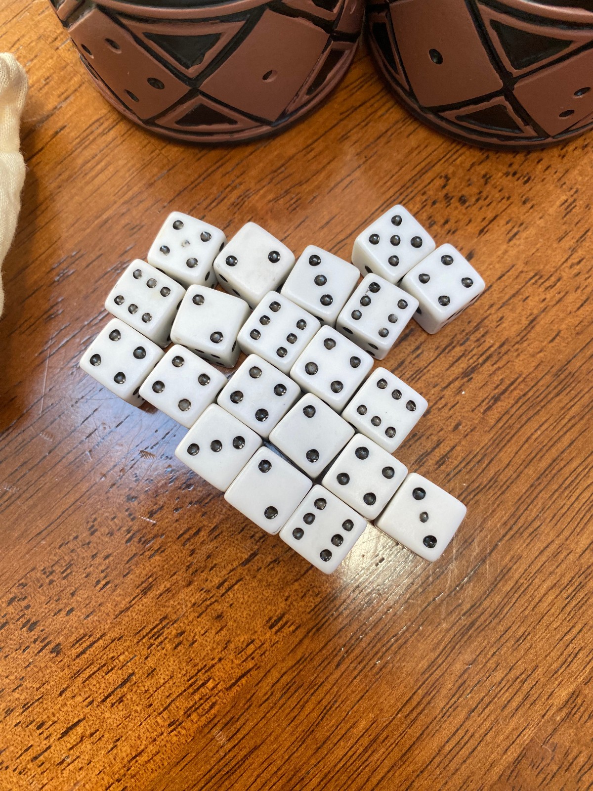Liar’s Dice – A Classic Bluffing Game – Wood Box – Front Porch Classics 2014