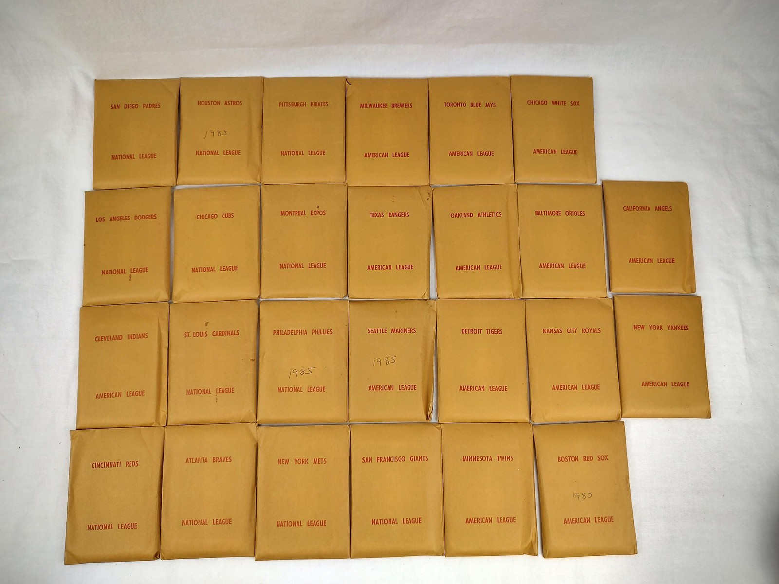 Vintage APBA Baseball 1985 Season Complete 26 MLB Teams Player Cards With XB Set