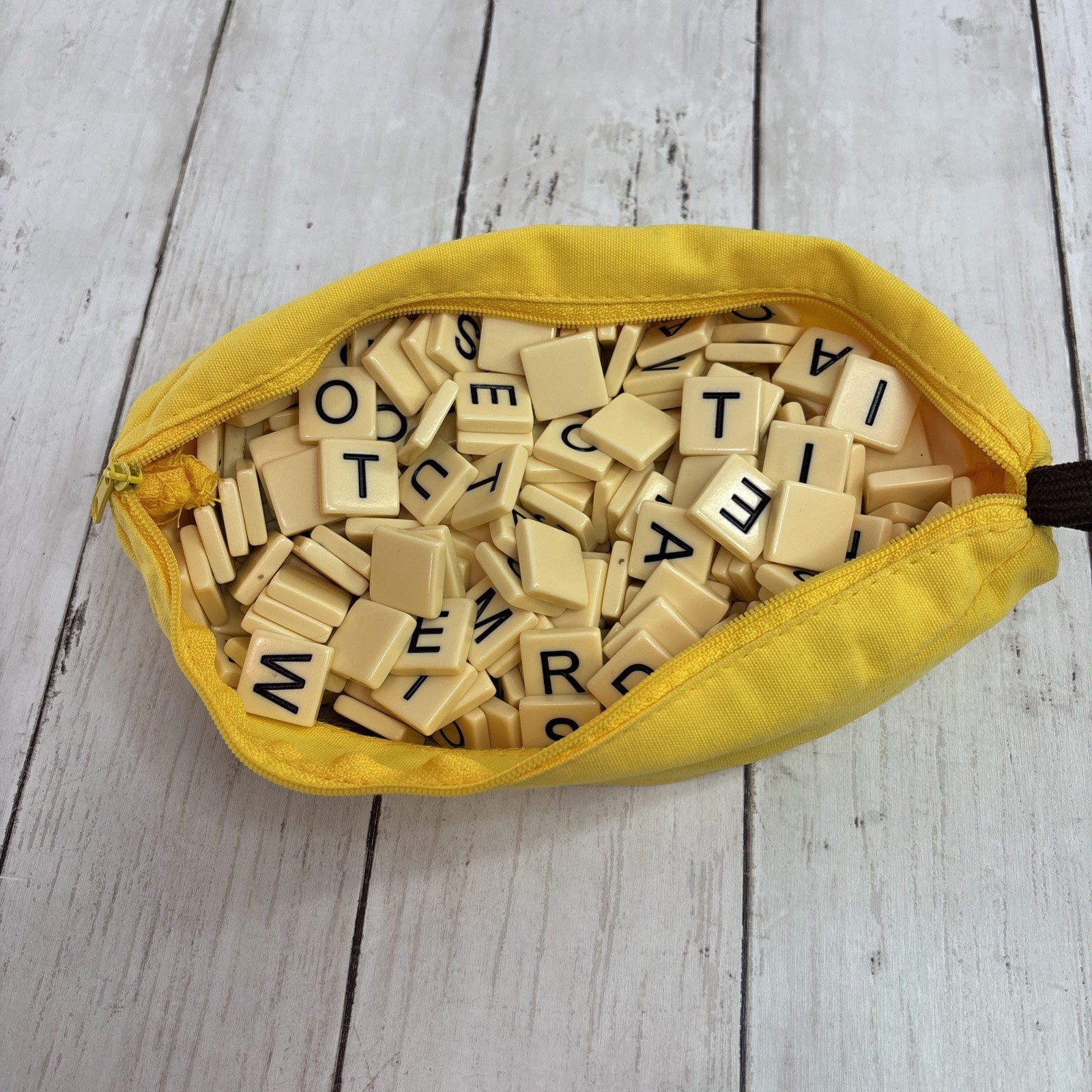 BANANAGRAMS: Double Edition Double Bananagrams Word Game