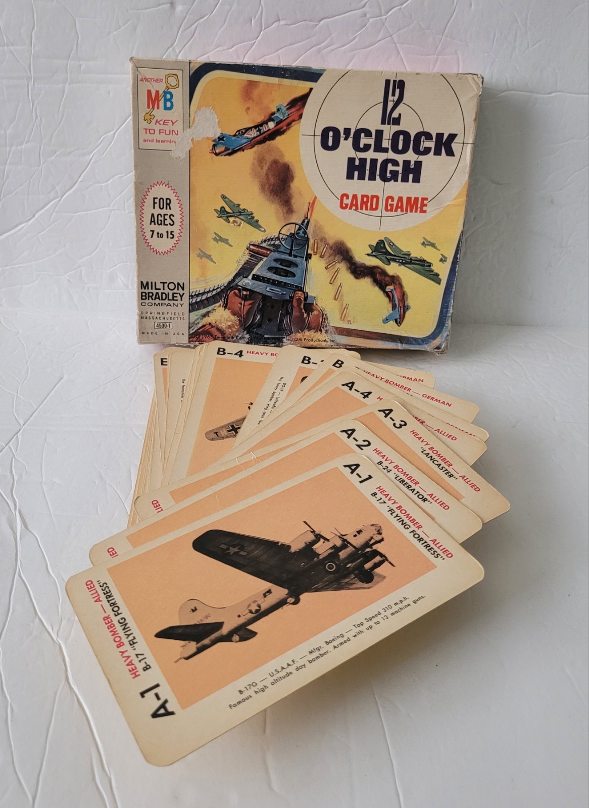 12 O’CLOCK HIGH WW II Card Game COMPLETE vintage 1965 TV SHOW Milton Bradley MB