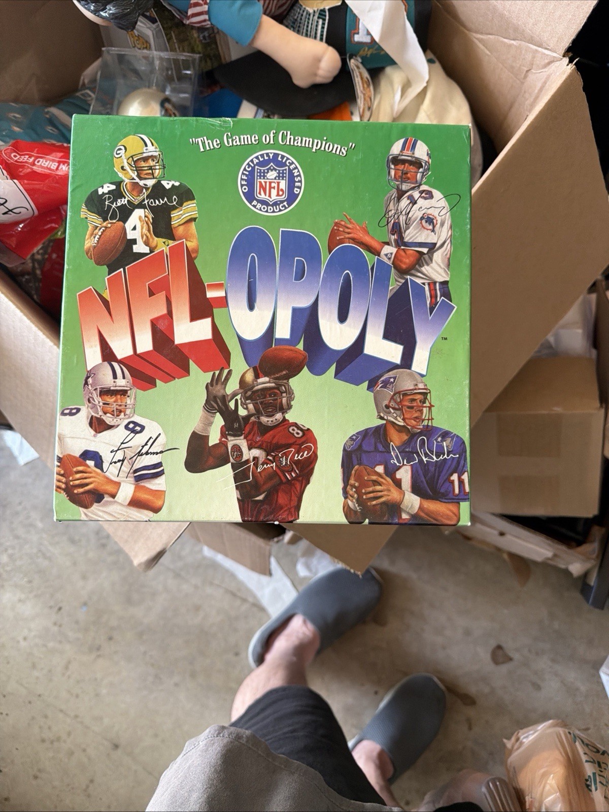 New 1994 NFL-OPOLY Monopoly Game TDC Game of Champions 10″ Football Gift