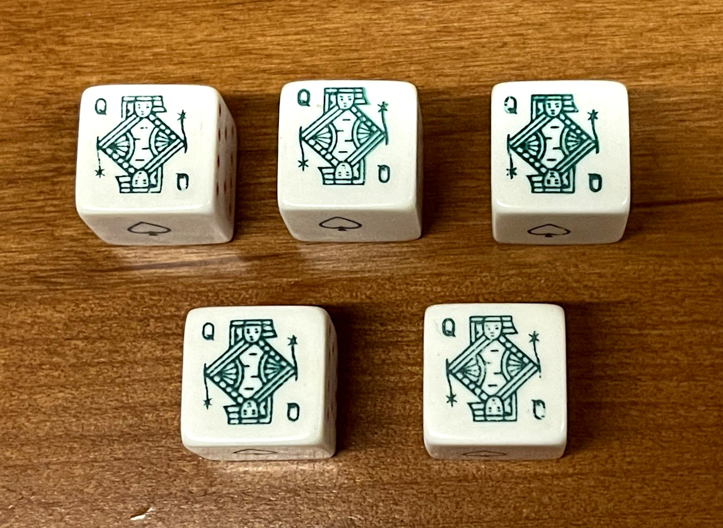 Vintage Poker Dice Game Set – Very Nice – Never Used