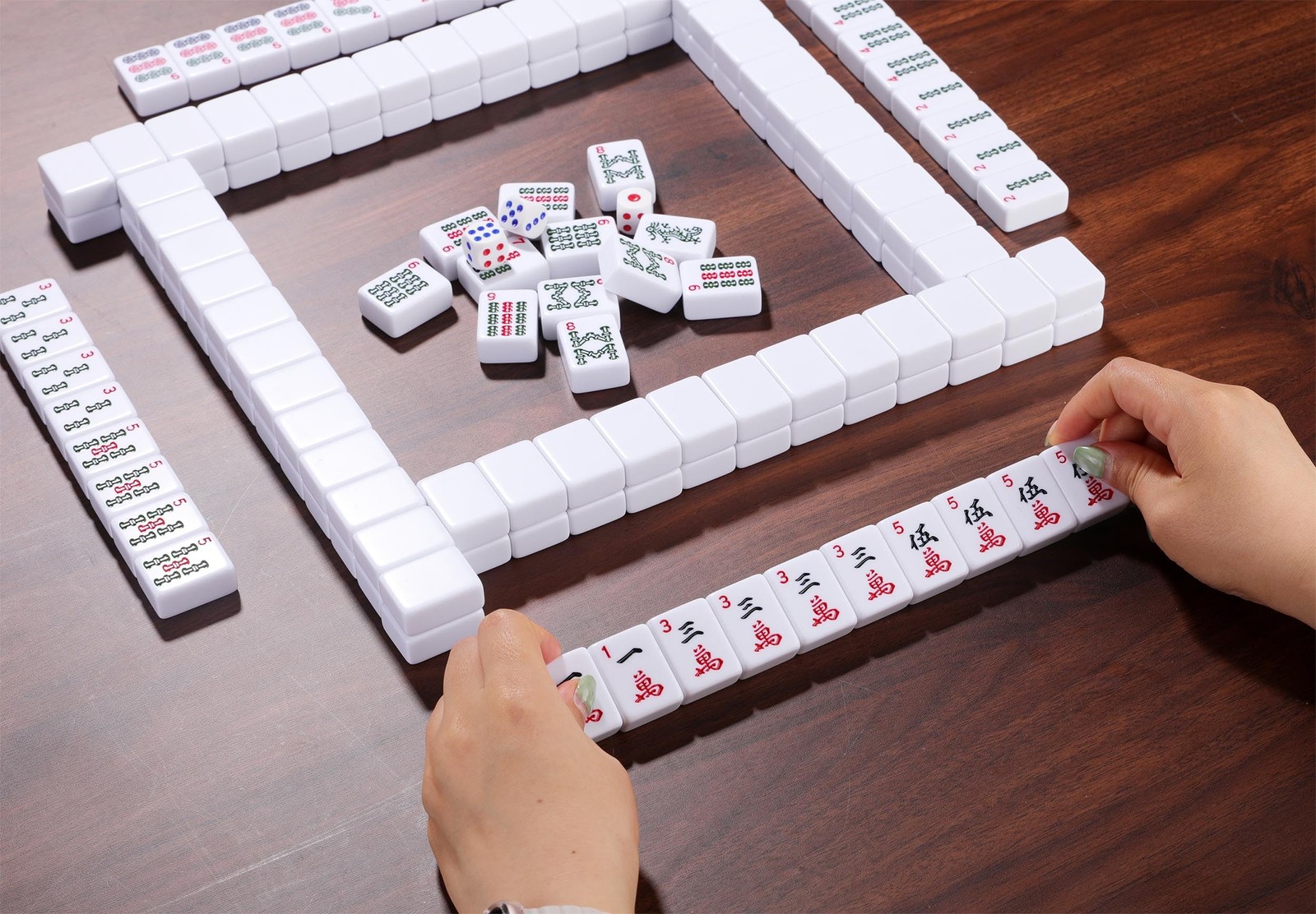 American Mahjong Game Set 166 White Engraved Tiles for Western Mah Jong, Mah jon