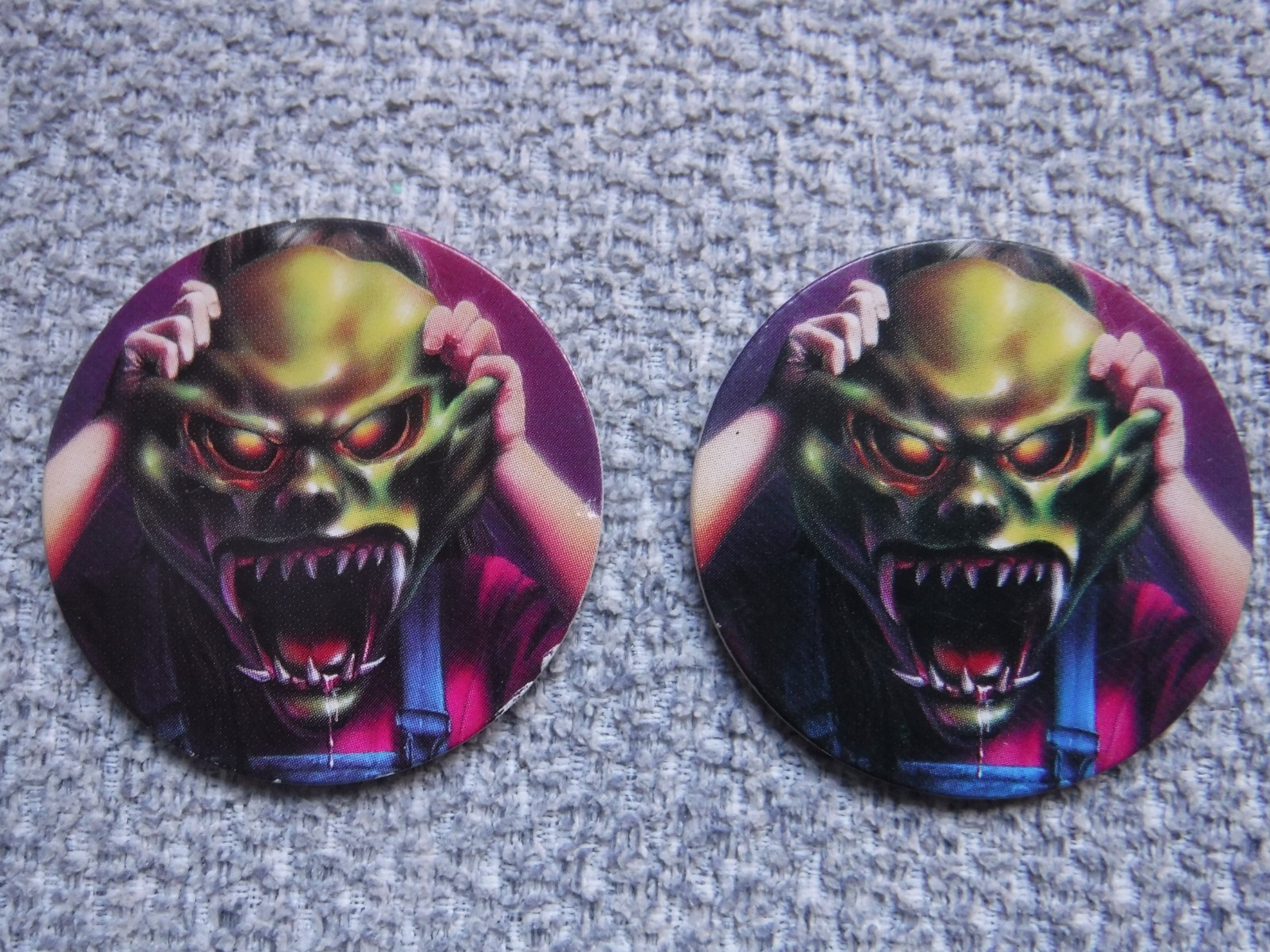 Pogs GOOSEBUMPS lot 1995 Parachute Press Vintage (3 Cheerios pogs)