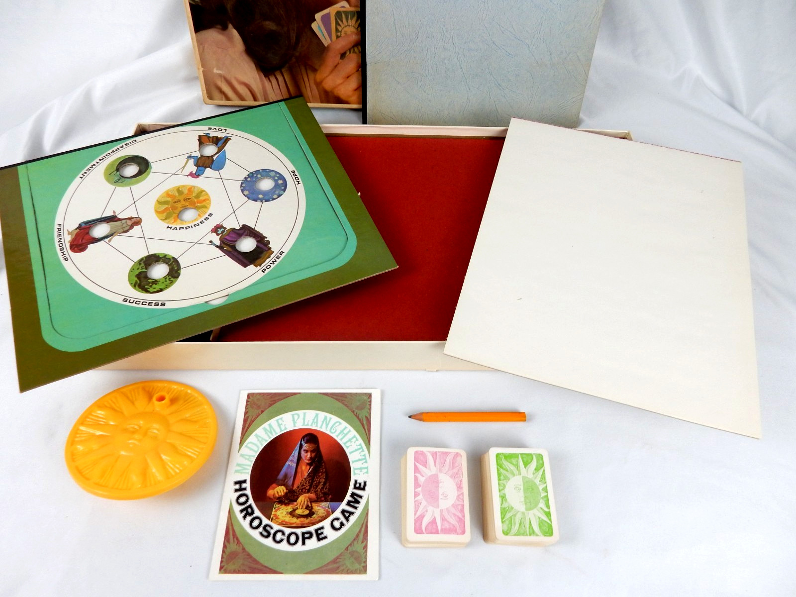 1967 Madame Planchette Horoscope Board Game Selchow Righter Complete CIB w Box