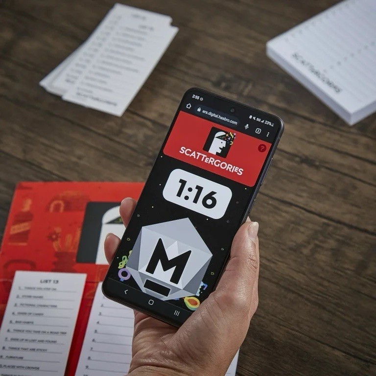 Scattergories Classic Game 2 Or More Players QUICK-WIT CATEGORIES Ages 13+ P1