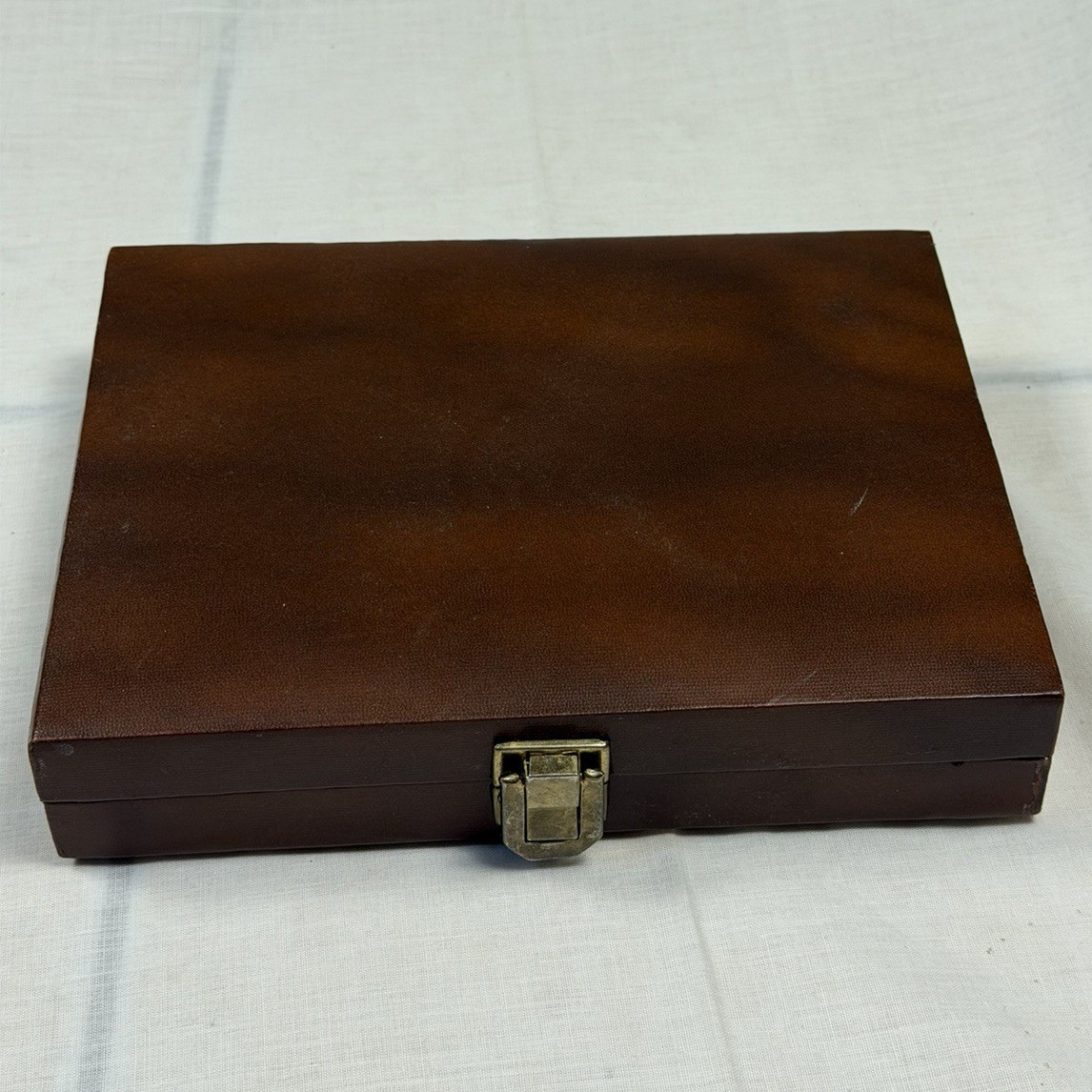 Backgammon Strategy Board Game Folding Brown Case w/ Latch, Complete 2-Player